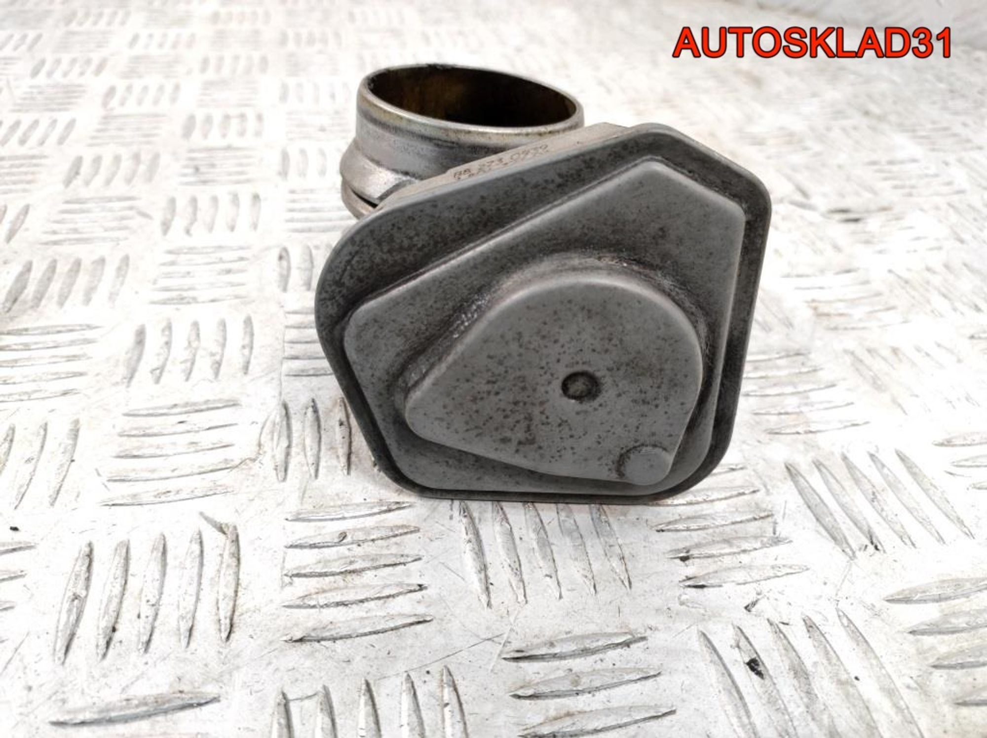 Заслонка дроссельная BMW E90 2.0 N47D20A 13547804373, 1500 рублей, Дубовое