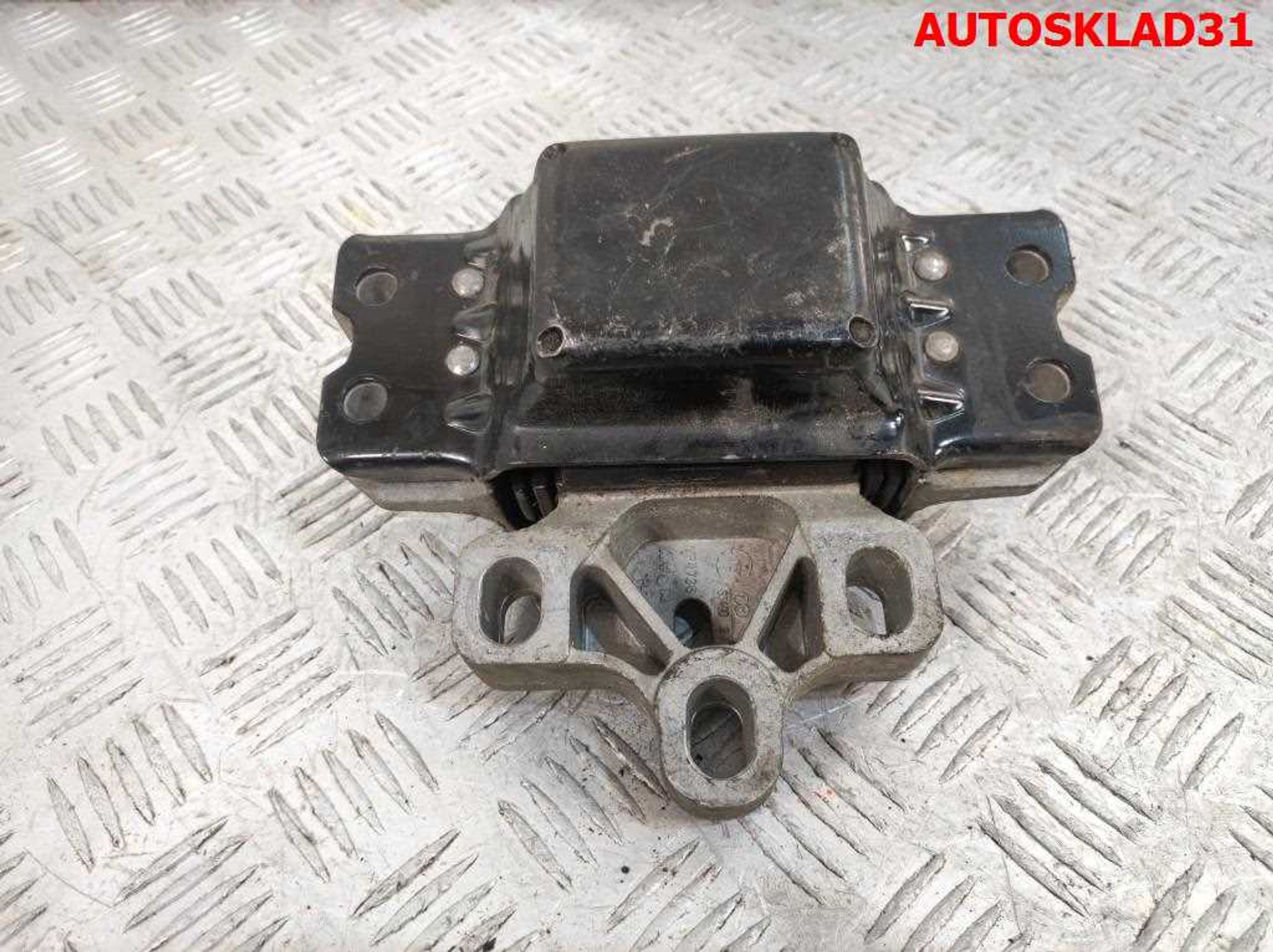 Опора МКПП левая Volkswagen Passat B6 3C0199555AA, 1800 рублей, Дубовое