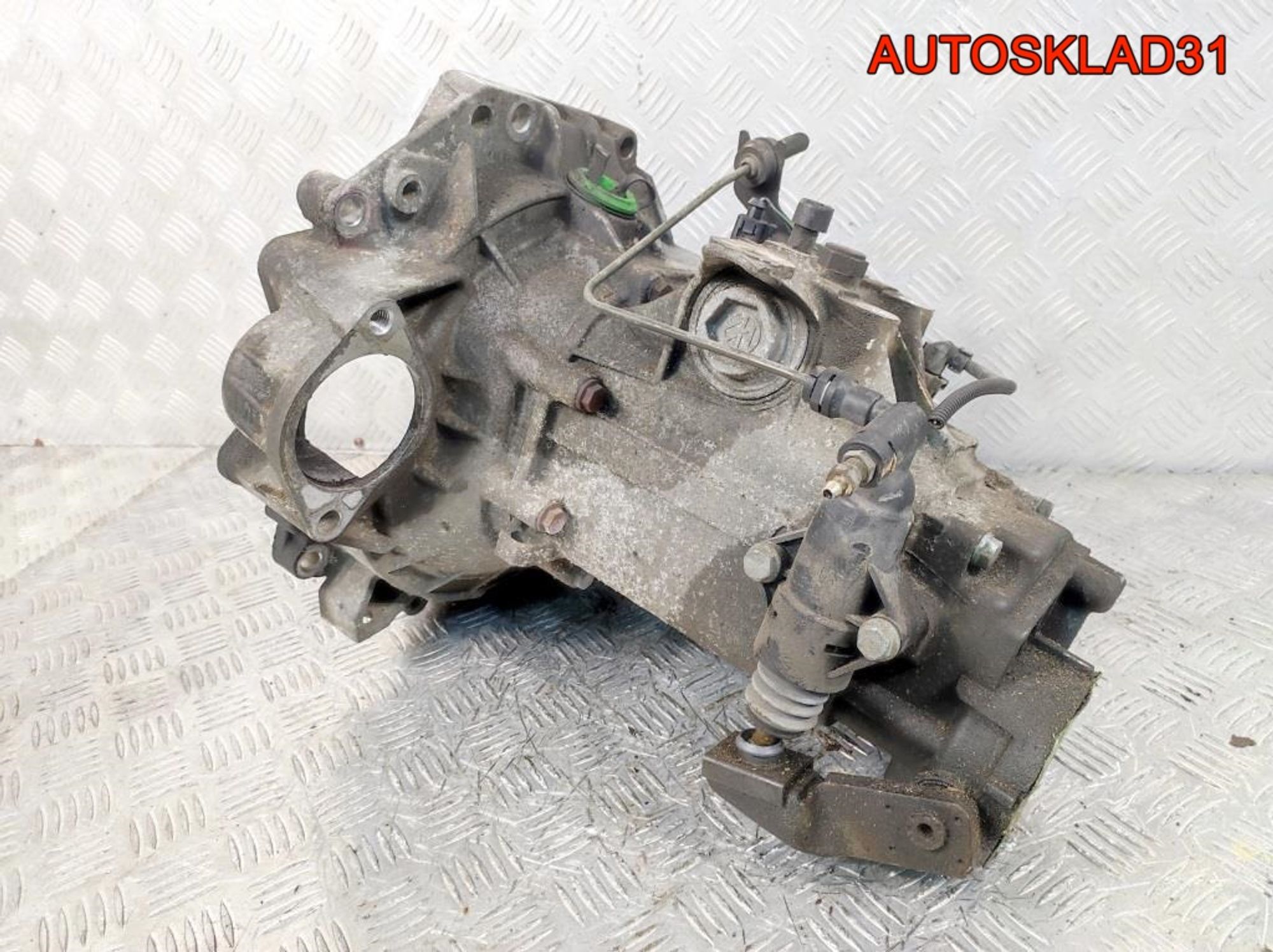 МКПП DUT 5 ступенчатая Skoda Octavia A4 1,6 Бензин, 25000 рублей, Дубовое