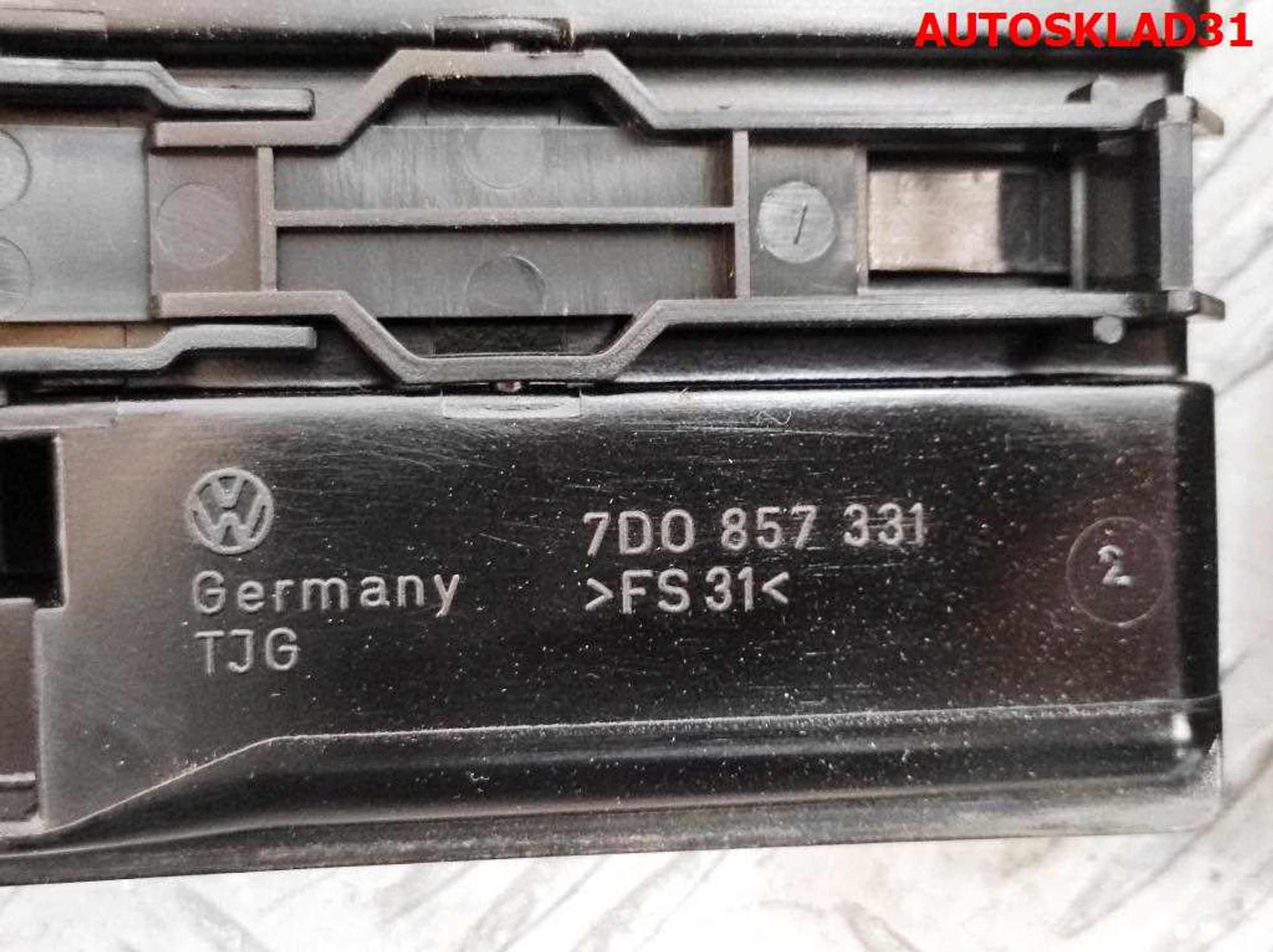 Пепельница передняя VW Transporter T4 7D0857331, 1000 рублей, Дубовое