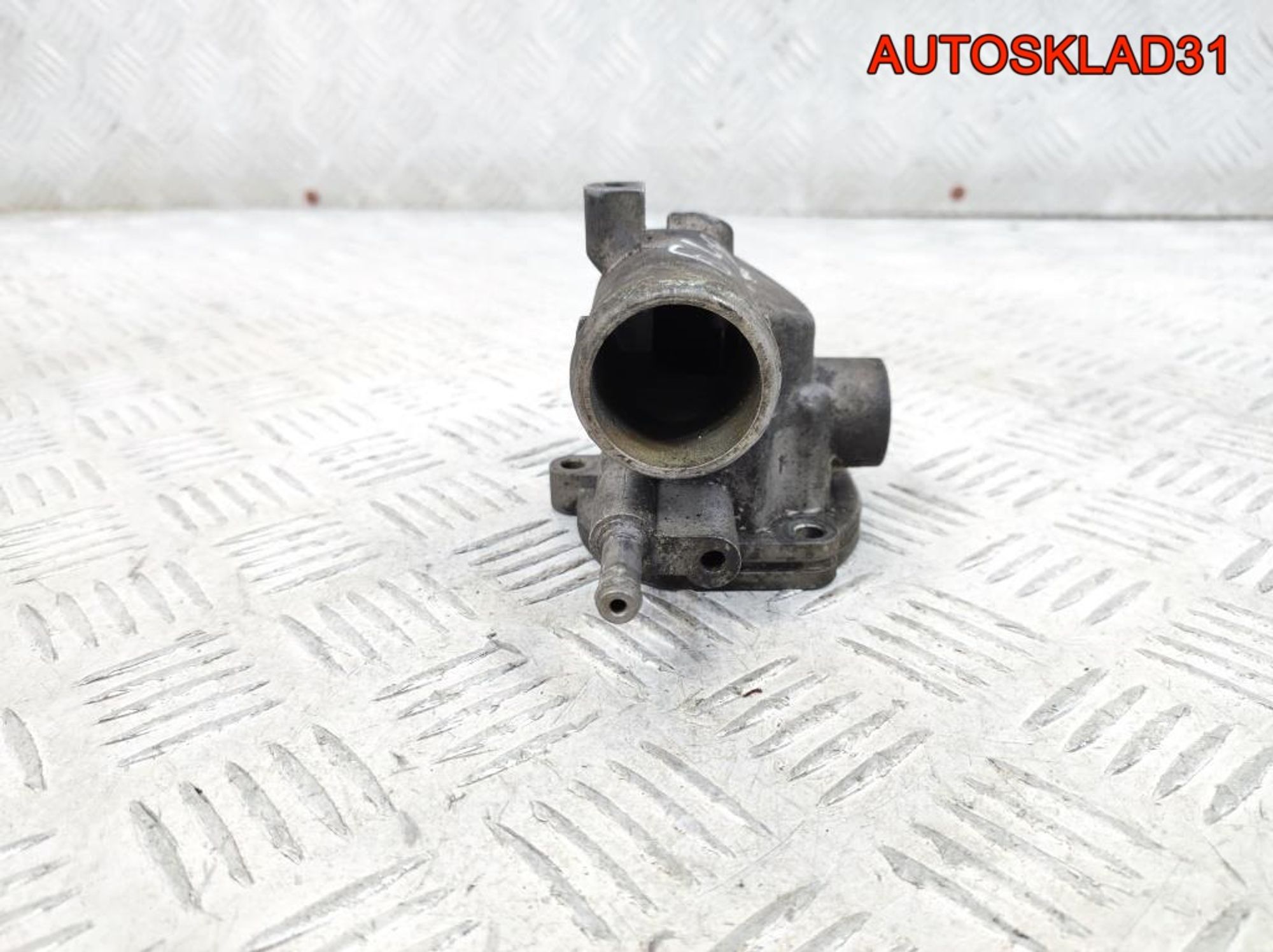 Корпус термостата Mercedes Benz W203 A6112031975, 500 рублей, Дубовое