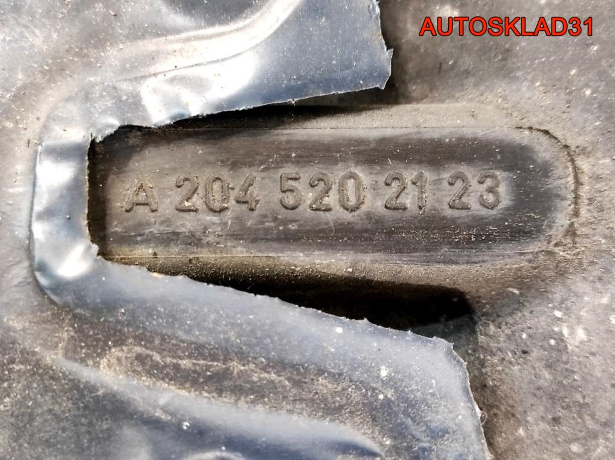 Пыльник двигателя  Mercedes GLK X204 A2045202123, 9000 рублей, Дубовое