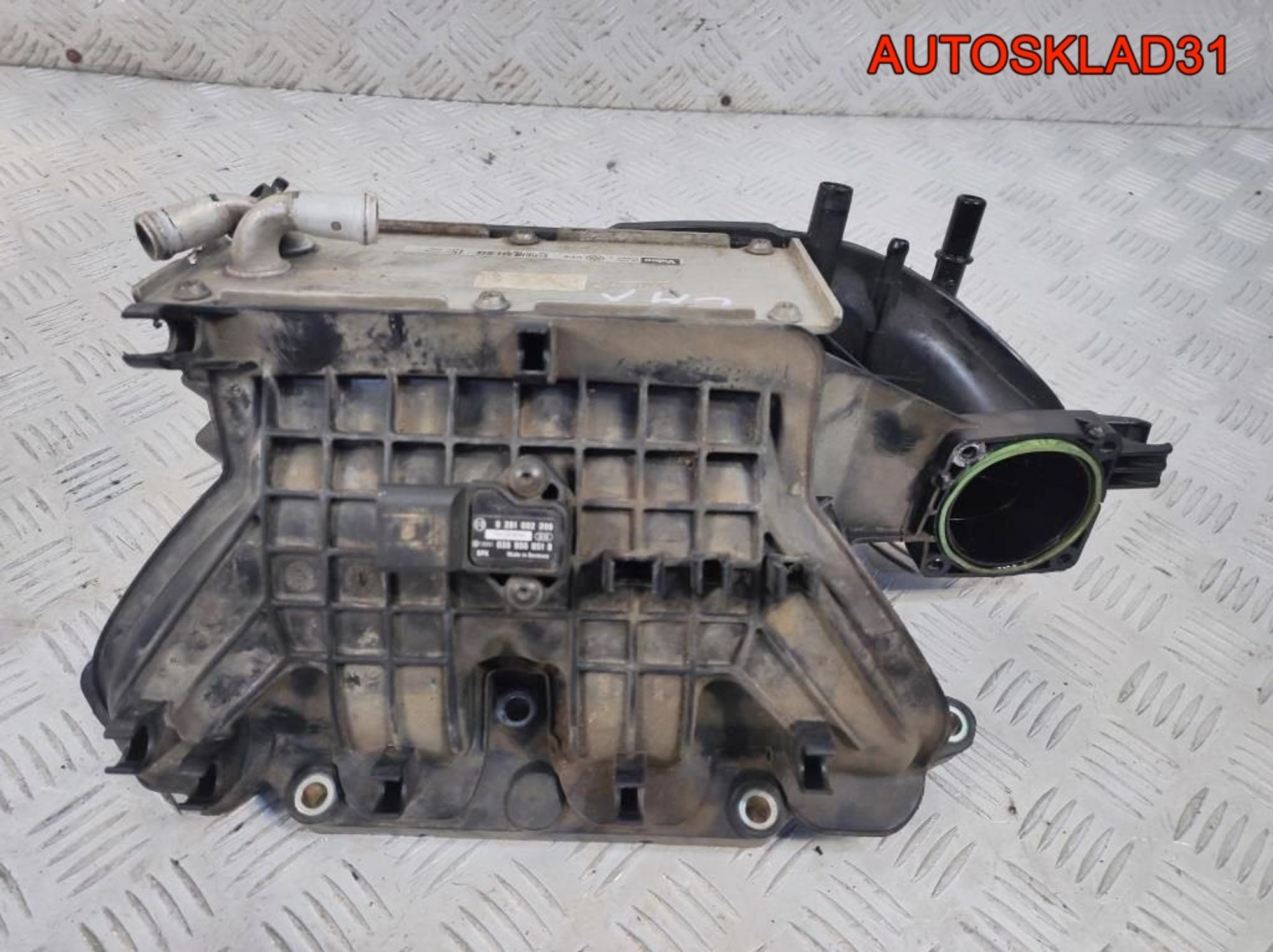 Коллектор впускной VW Golf 6 1.4 CAX 03C129711AD, 4100 рублей, Дубовое