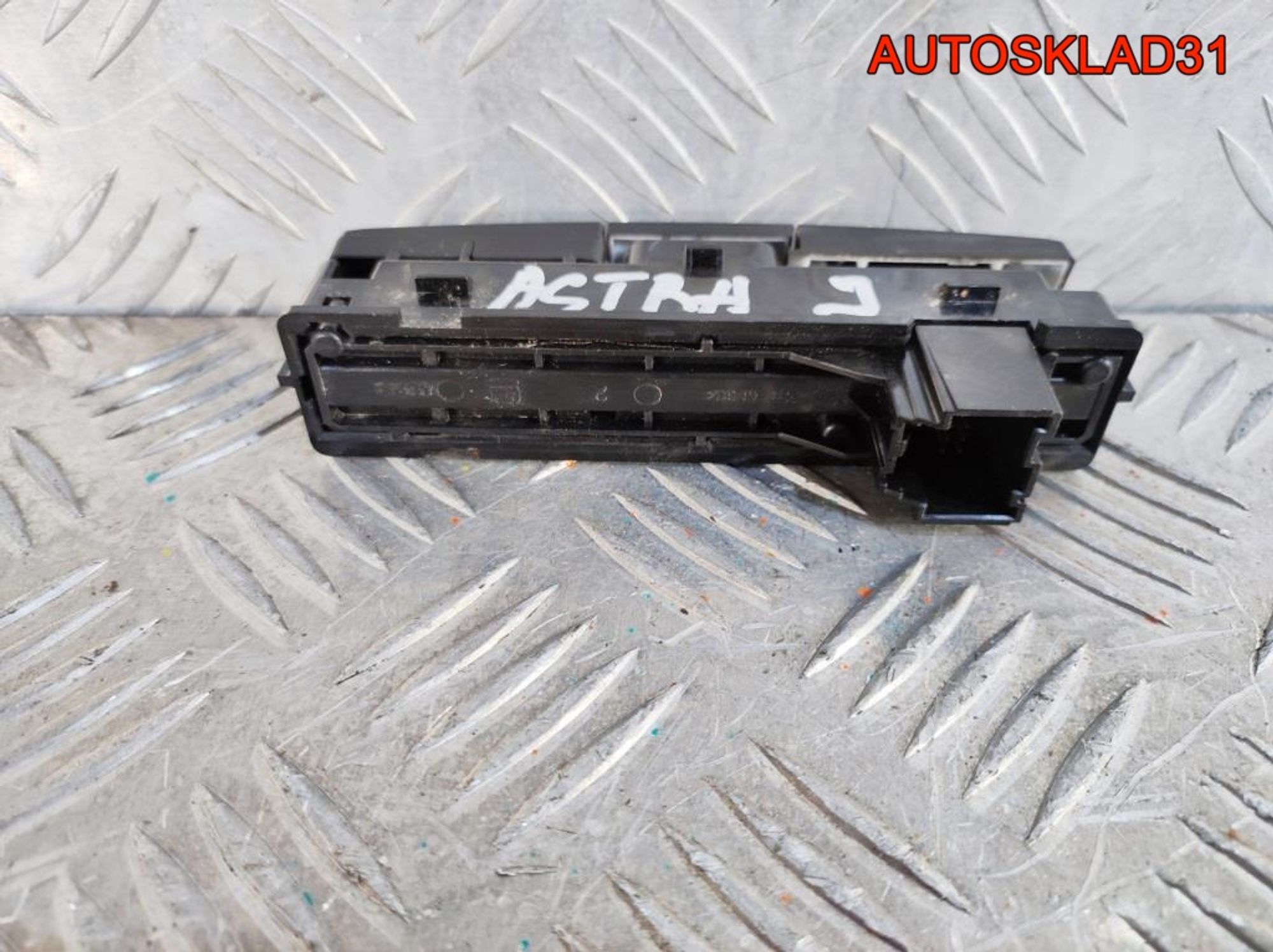 Блок кнопок Opel Astra J 13285122, 1300 рублей, Дубовое