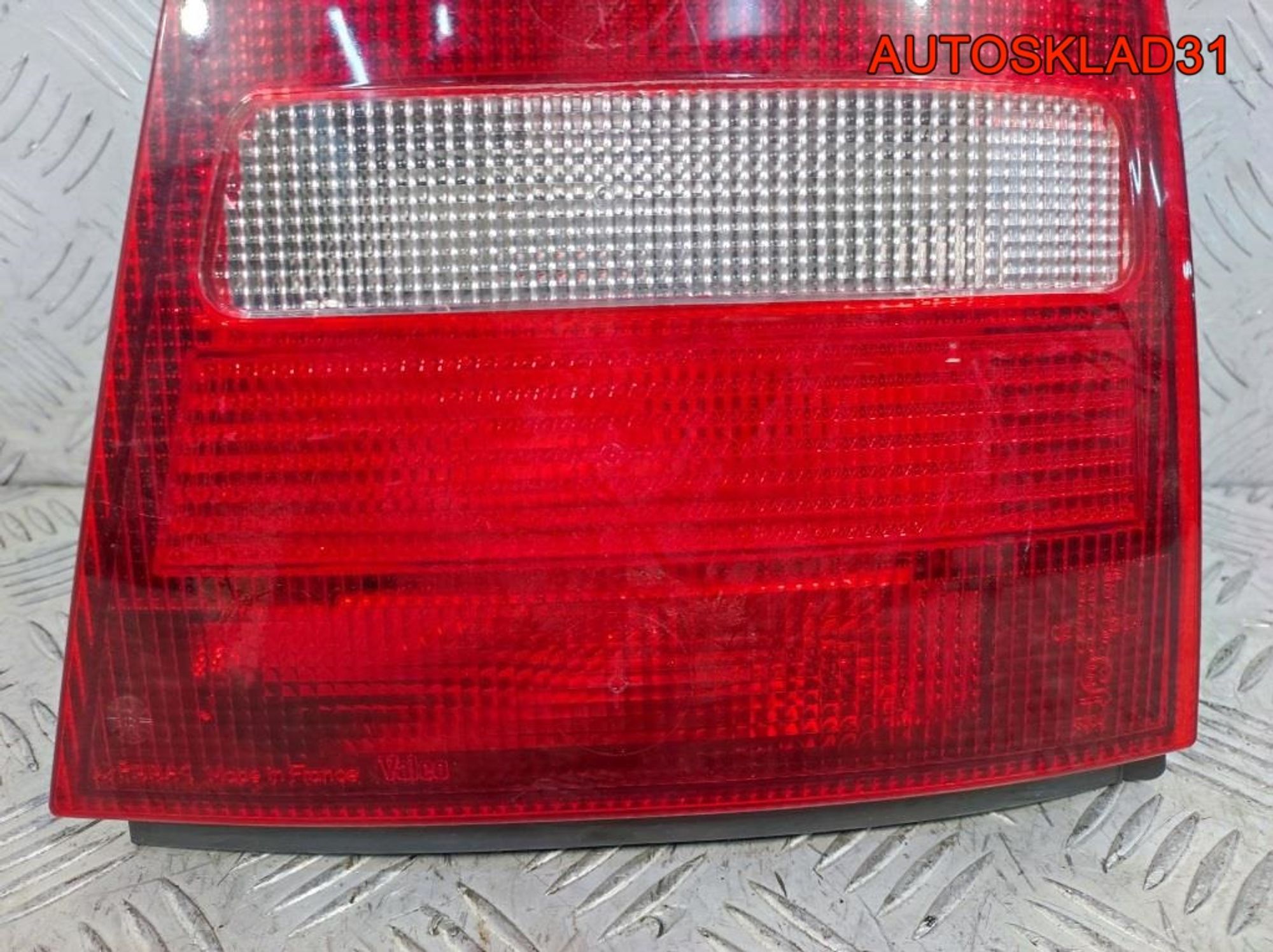 Фонарь задний правый Skoda Octavia A4 1U6945096, 2900 рублей, Дубовое