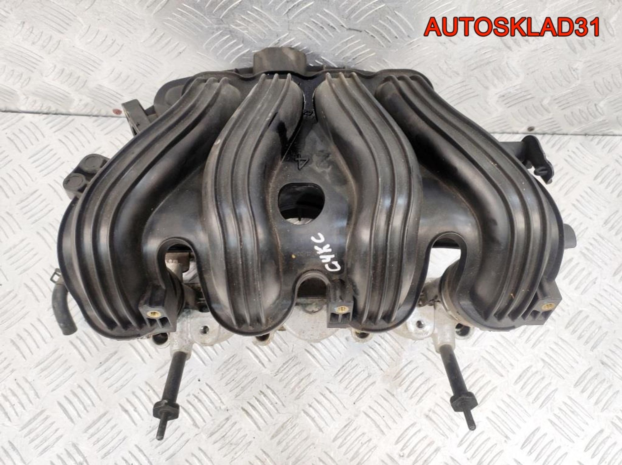 Коллектор впускной Hyundai Sonata 5 2,4 G4KC, 3600 рублей, Дубовое