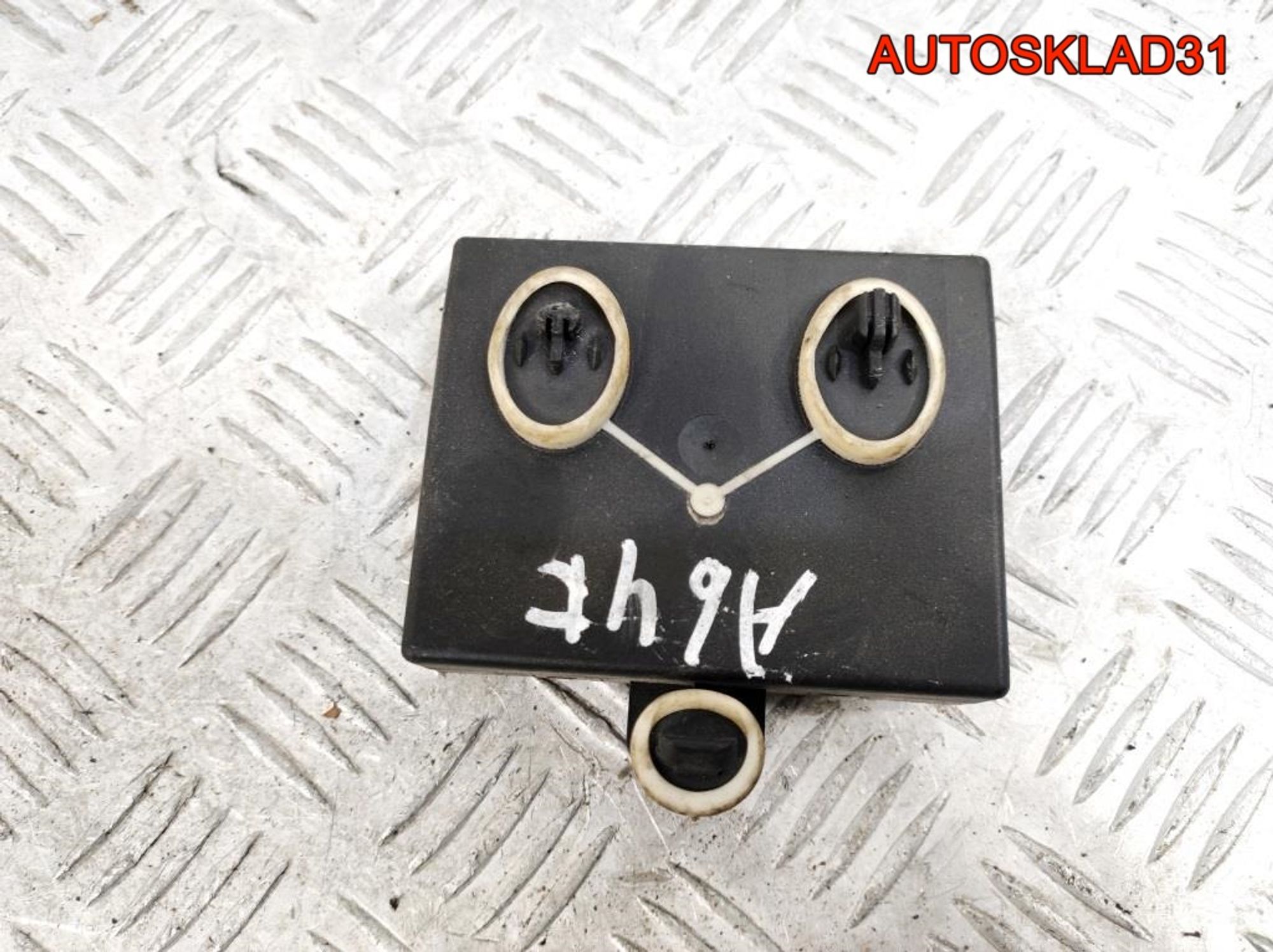 Блок комфорта Audi A6 C6 4F0959792B, 1400 рублей, Дубовое