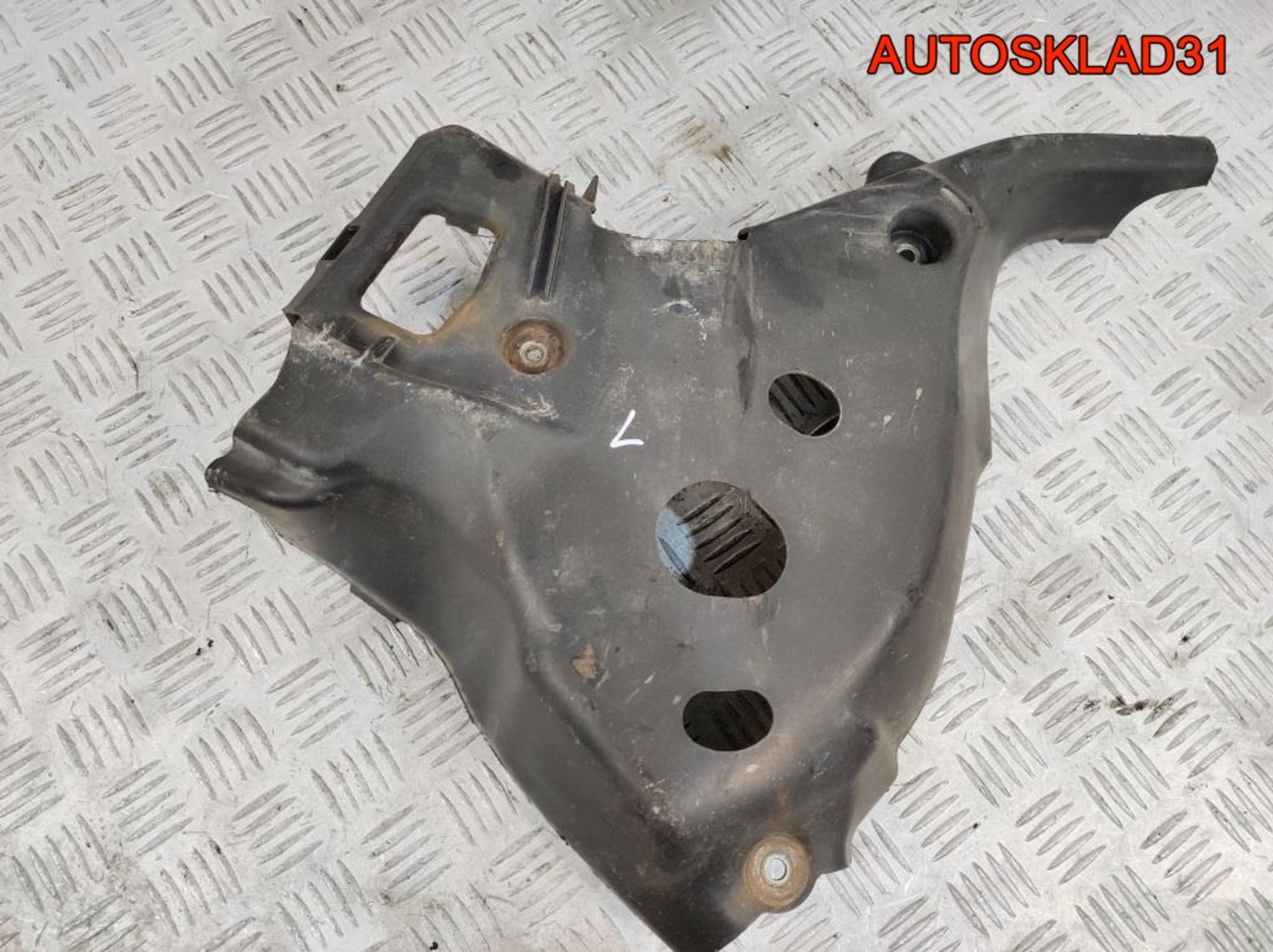 Защита заднего левого рычага Audi A6 C6 4F0505415C, 900 рублей, Дубовое