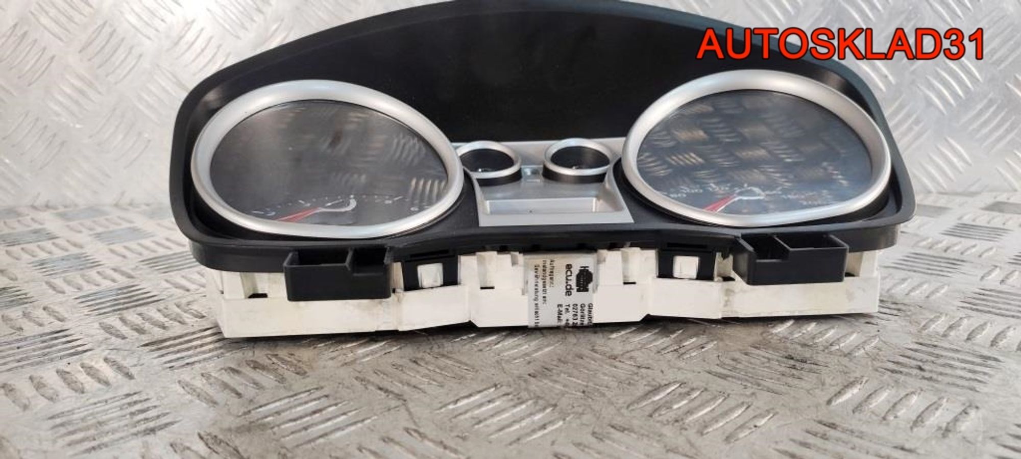 Панель приборов Ford Focus 2 Бензин АКПП 8V4T10849EJ, 20000 рублей, Дубовое