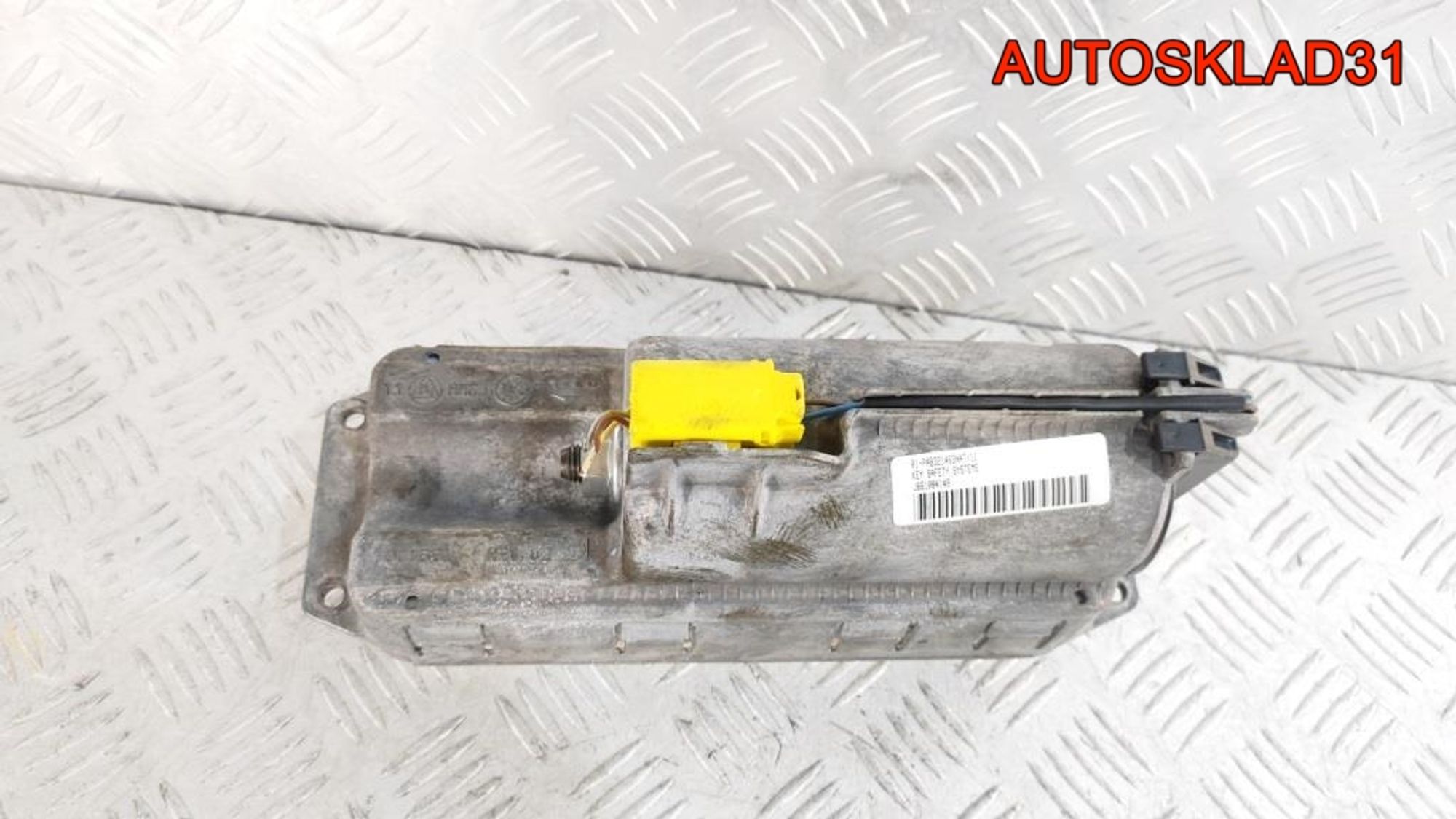 Подушка безопасности пассажира VW Touran 1T0880204A, 2000 рублей, Дубовое