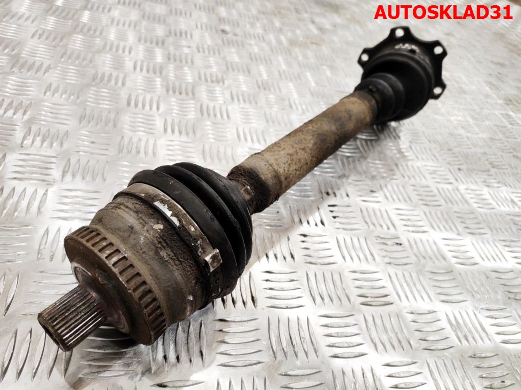 Полуось передняя левая VW Passat B5 1,8 AEB Бензин АКПП, 4000 рублей, Дубовое