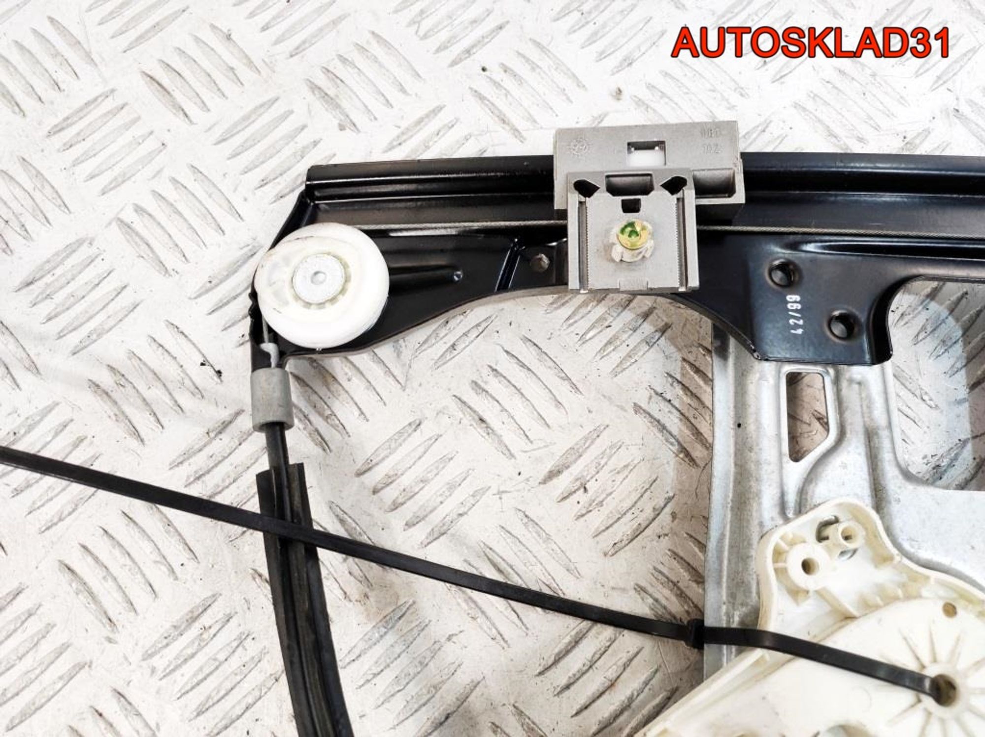 Стеклоподъемник передний правый Mercedes W203, 2000 рублей, Дубовое