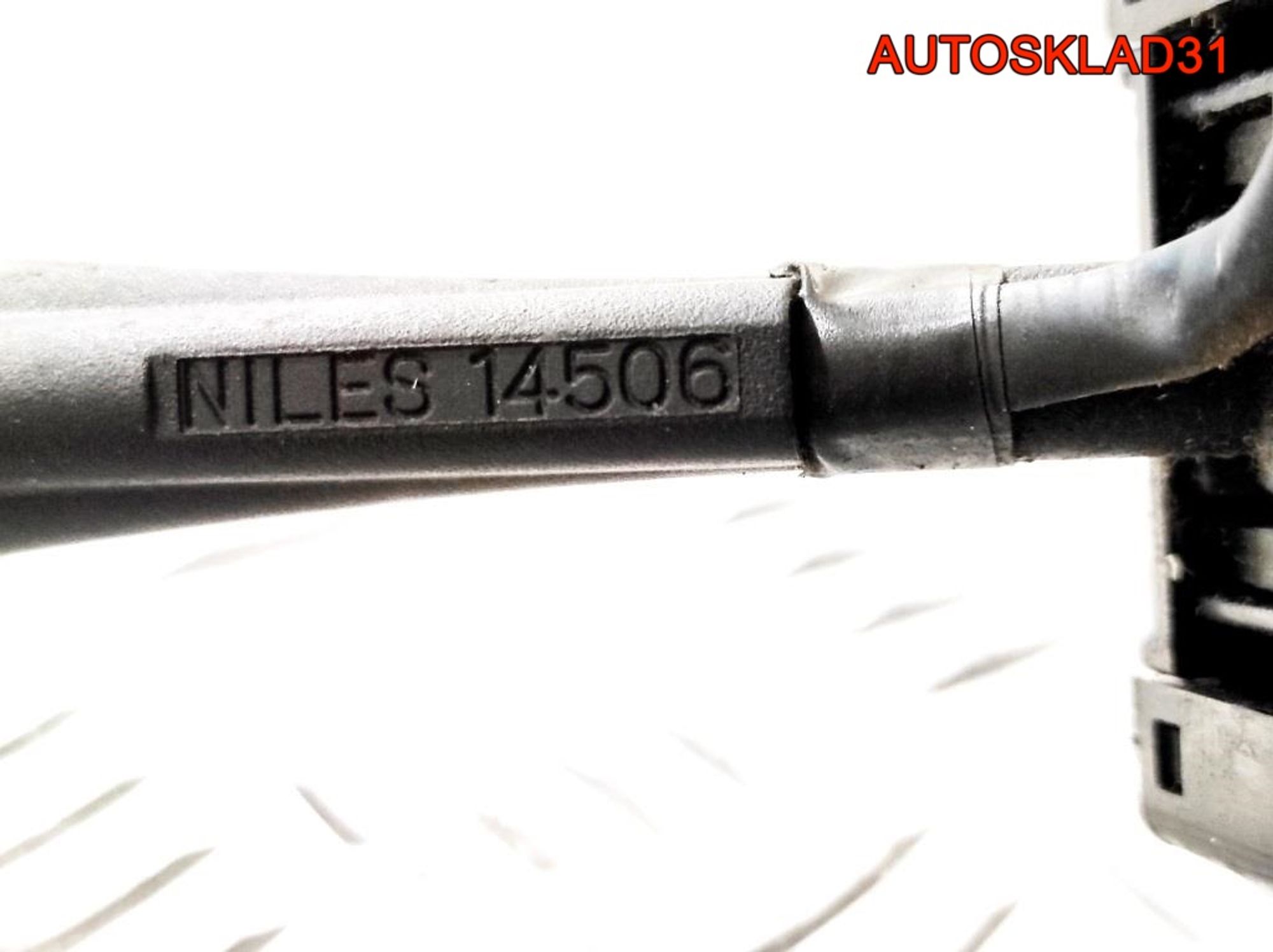 Переключатель подрулевой Nissan Sunny N14 NILES14506, 1500 рублей, Дубовое