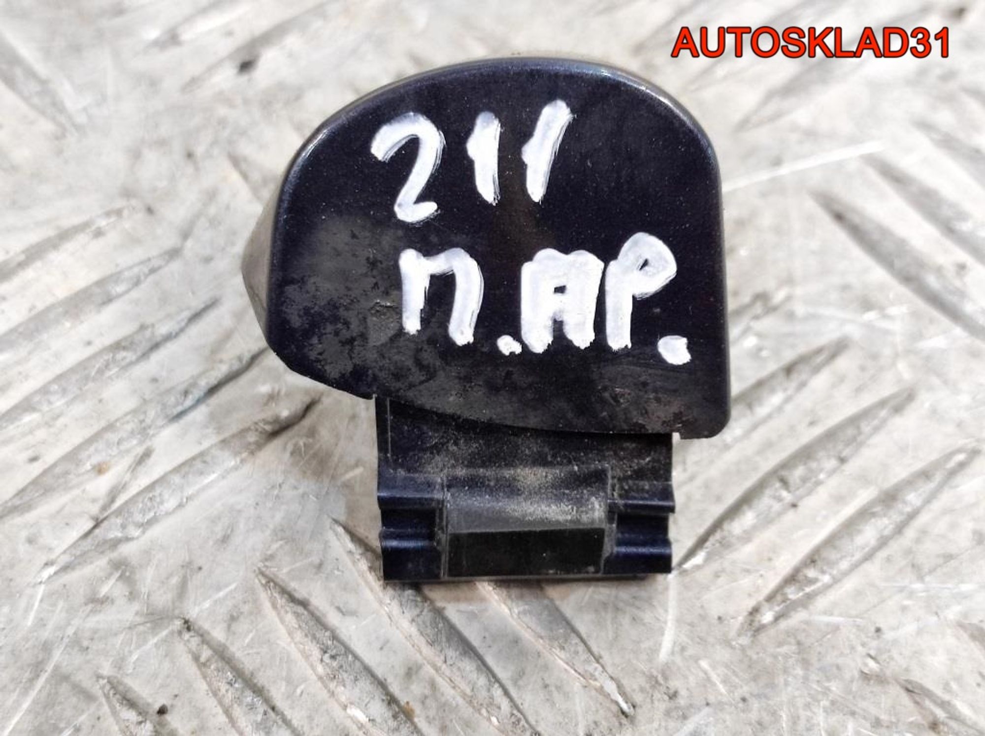 Вставка замка двери правая Mercedes W211 A2037601677, 500 рублей, Дубовое