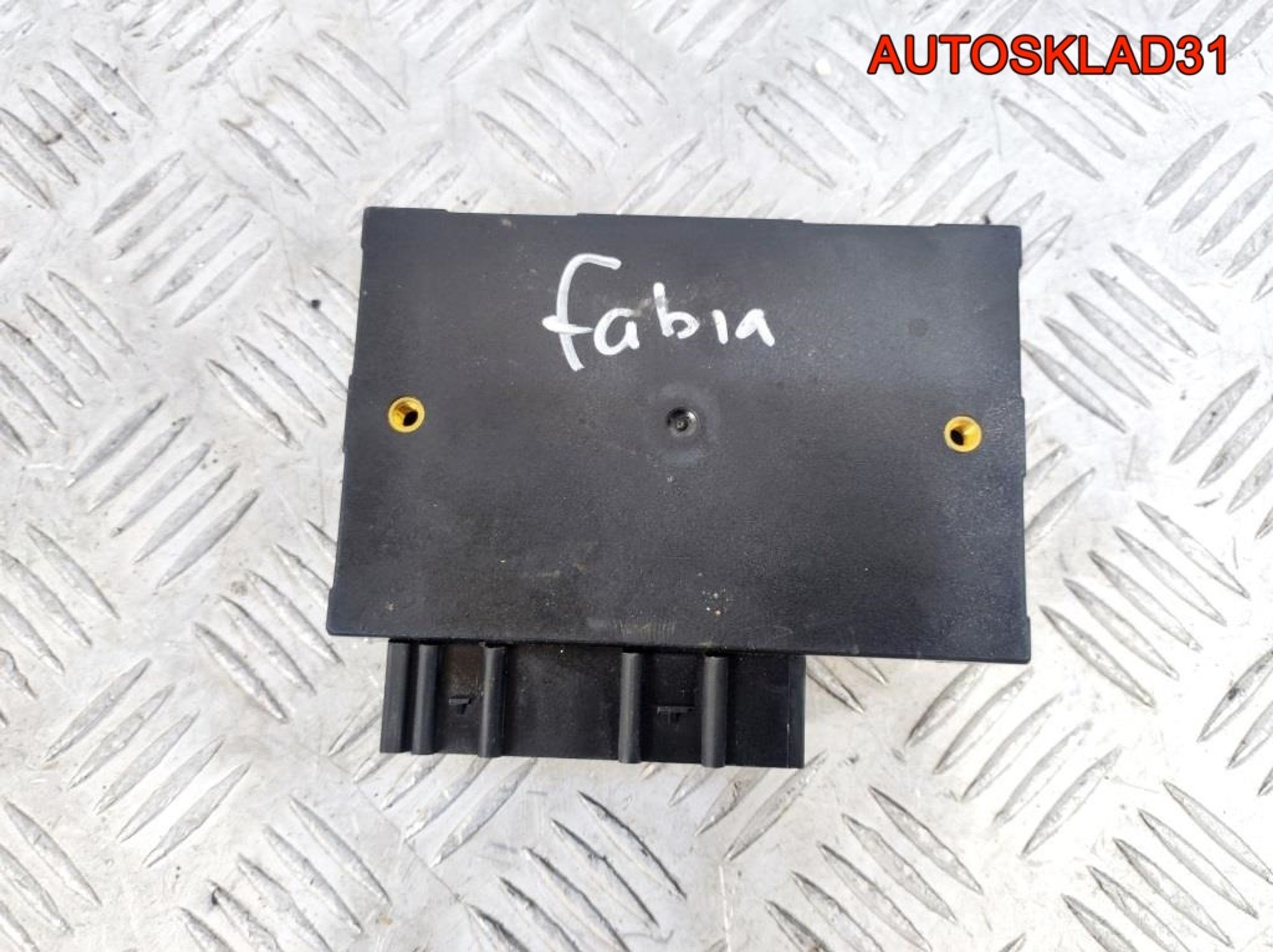 Блок комфорта Skoda Fabia 2 5J0959433, 2900 рублей, Дубовое