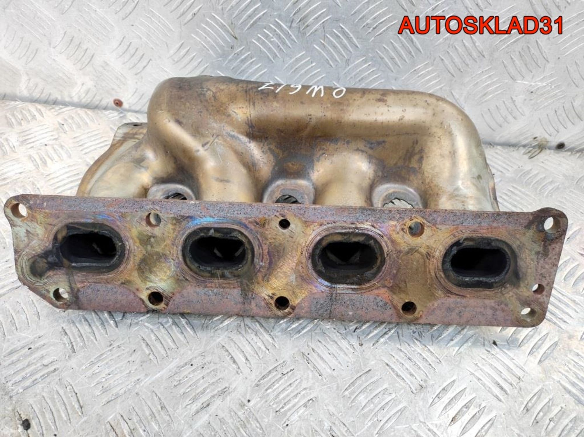 Коллектор выпускной Citroen C5 1,8 EW7J4 Бензин, 900 рублей, Дубовое