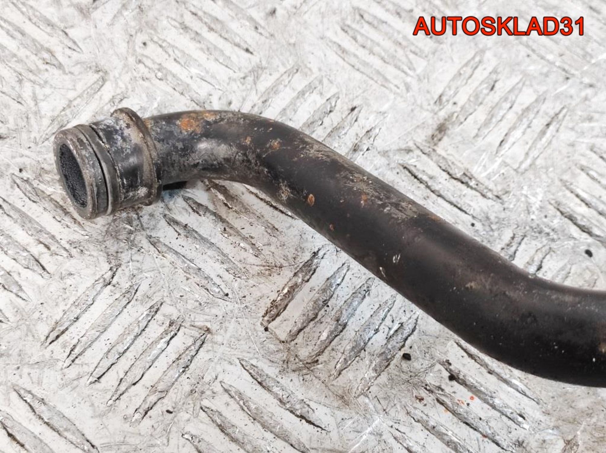 Трубка системы охлаждения VW Passat B5 1,6 Бензин 06B121065D, 600 рублей, Дубовое