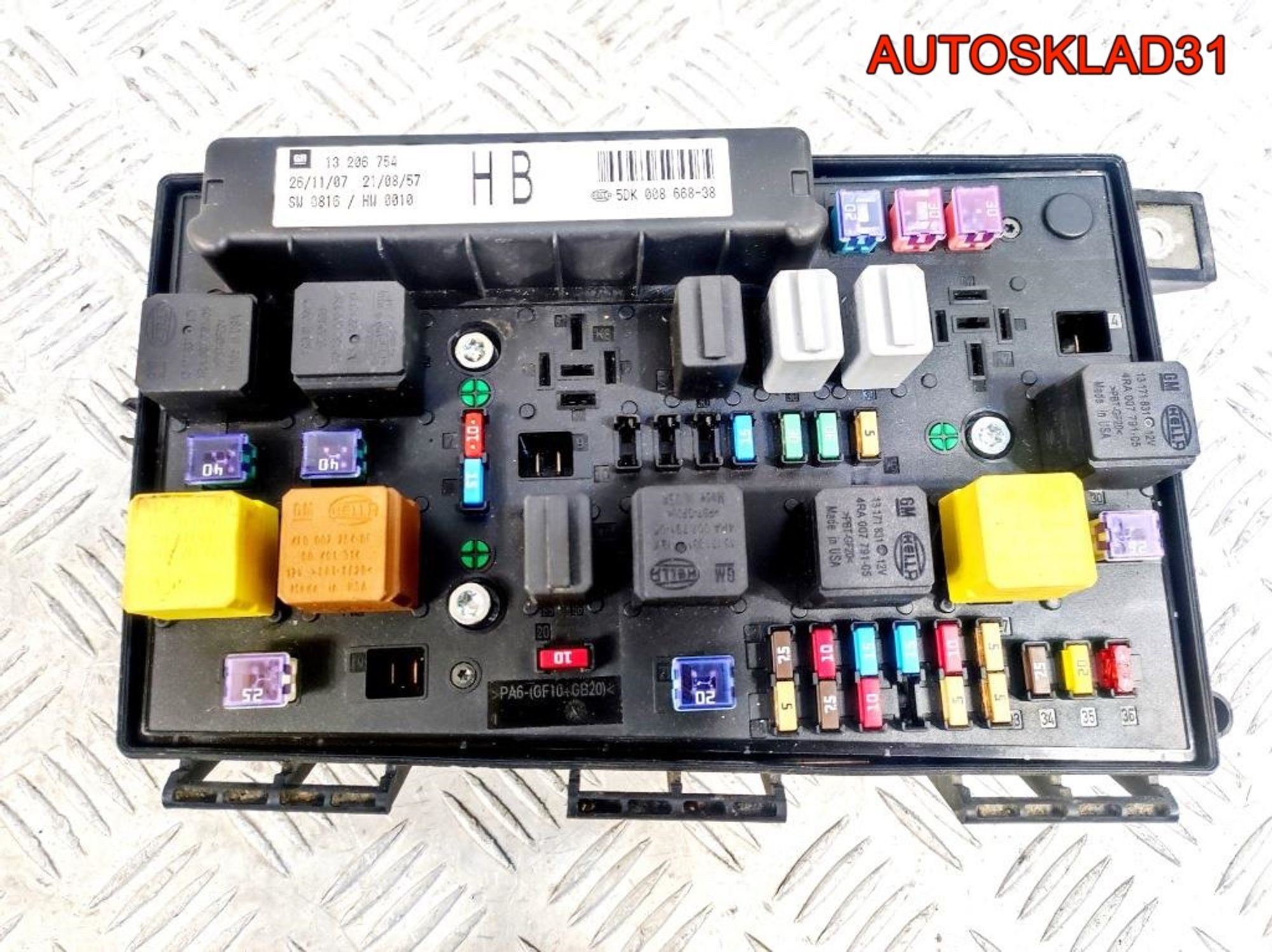 Блок предохранителей Opel Astra J A20DTH 13206754, 4100 рублей, Дубовое