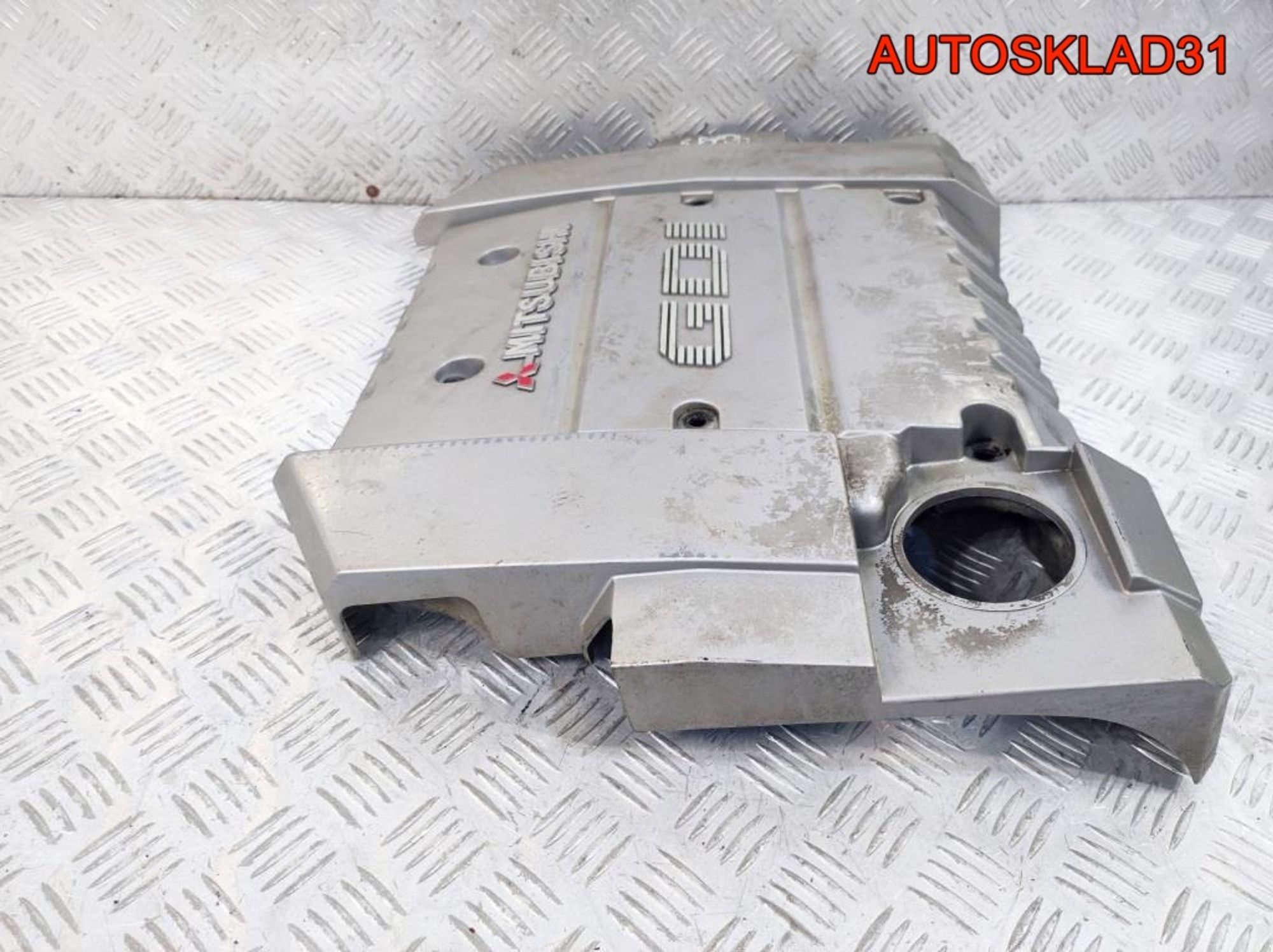 Накладка декоративная  Mitsubishi Carisma MD347865, 1300 рублей, Дубовое