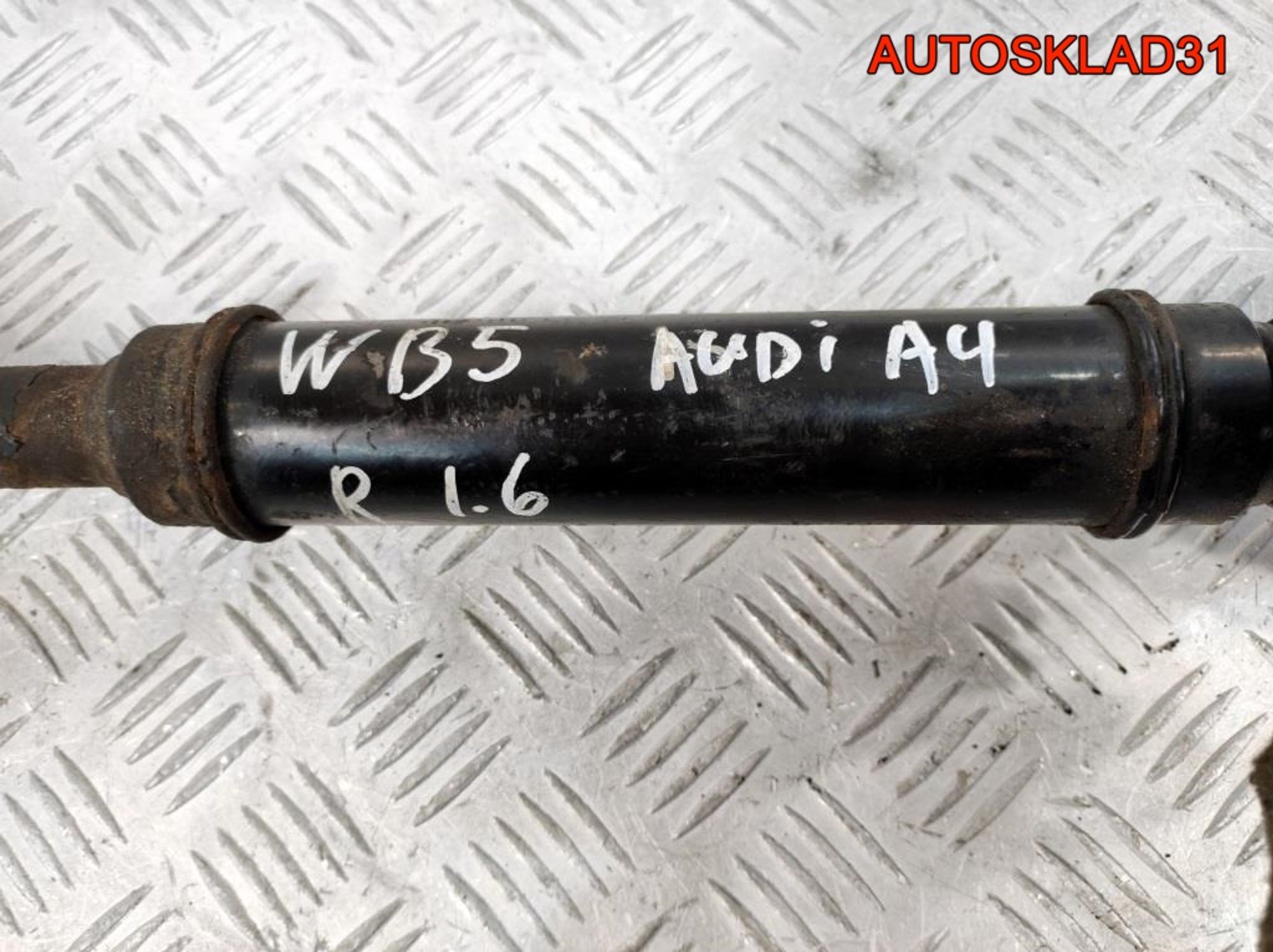 Полуось передняя правая VW Passat B5 8D0407272AP, 4100 рублей, Дубовое