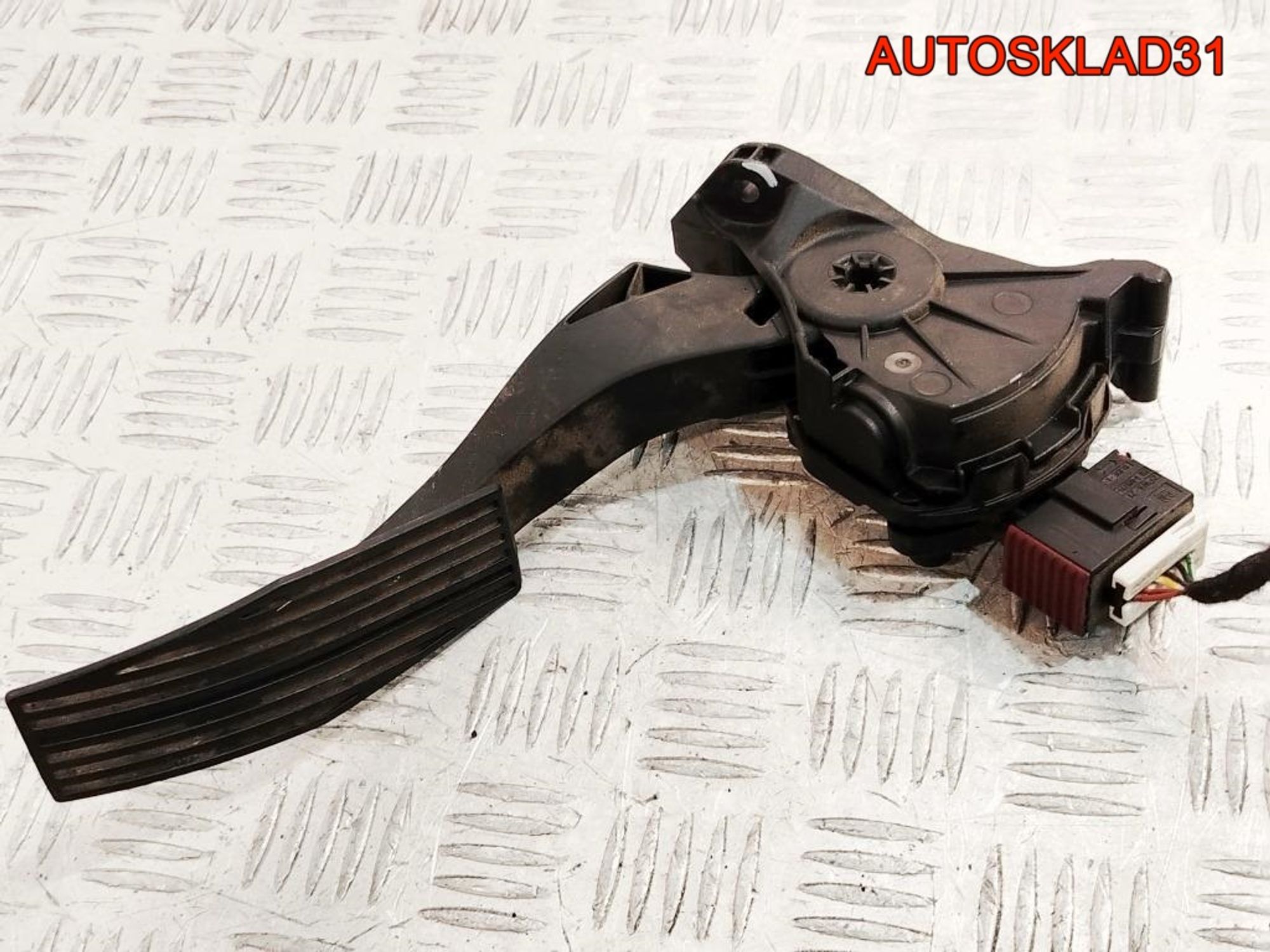 Педаль газа Opel Insignia 1 2,0 Дизель 13237352, 2000 рублей, Дубовое