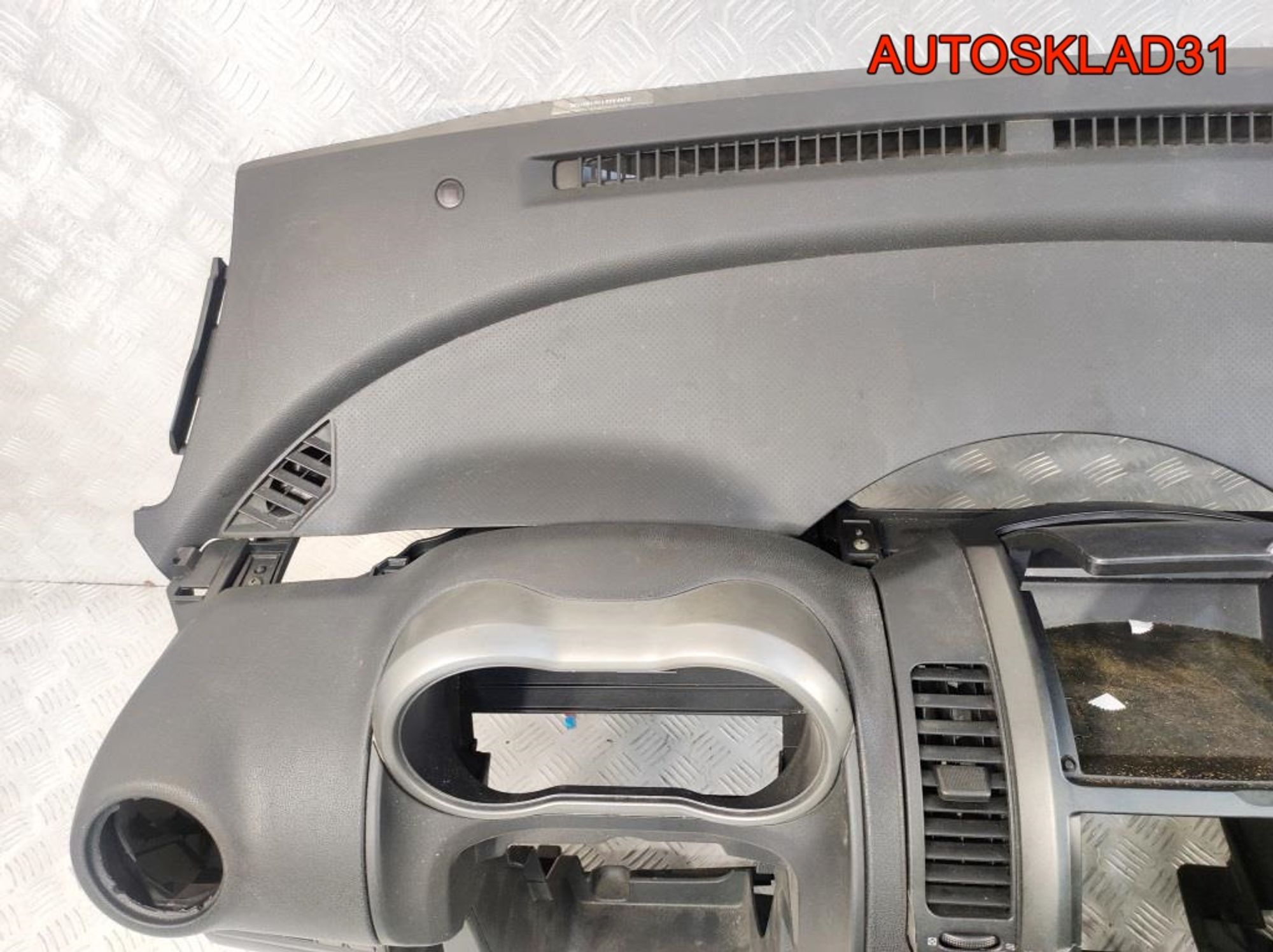 Торпедо Голое Nissan Note E11 Не востановленная, 32400 рублей, Дубовое