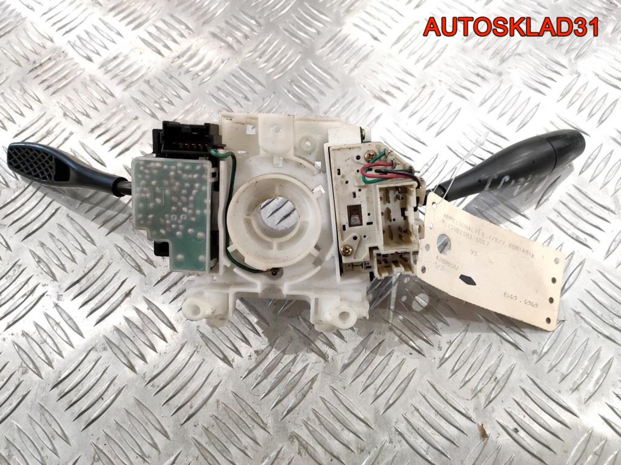 Переключатель под рулевой Mitsubishi Colt 4 ЛЕВЫЙ РУЛЬ MB863522, 6000 рублей, Дубовое