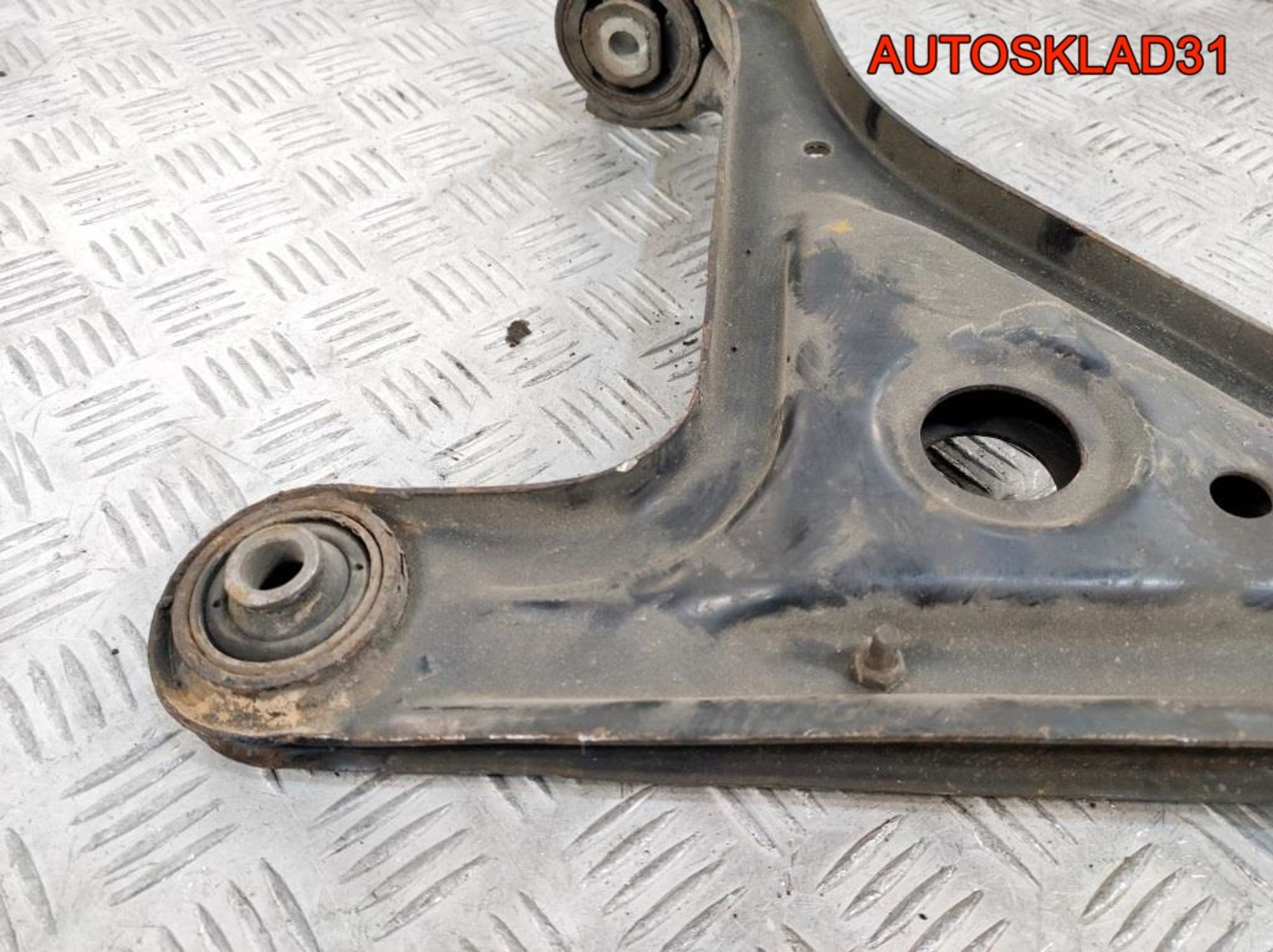 Рычаг передний левый нижний Opel Omega B 90576788, 3200 рублей, Дубовое