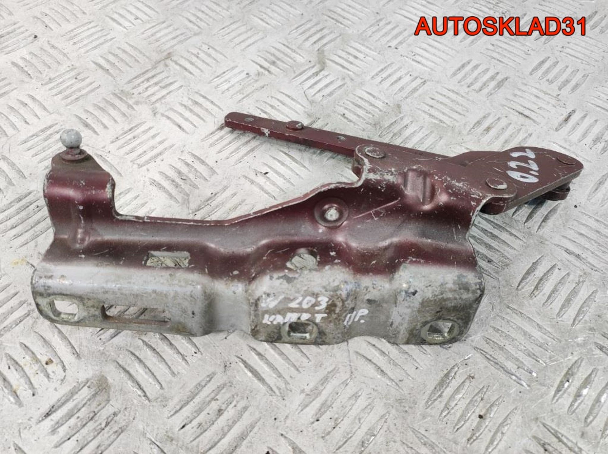 Петля капота правая Mercedes Benz W203 A2038800428, 900 рублей, Дубовое