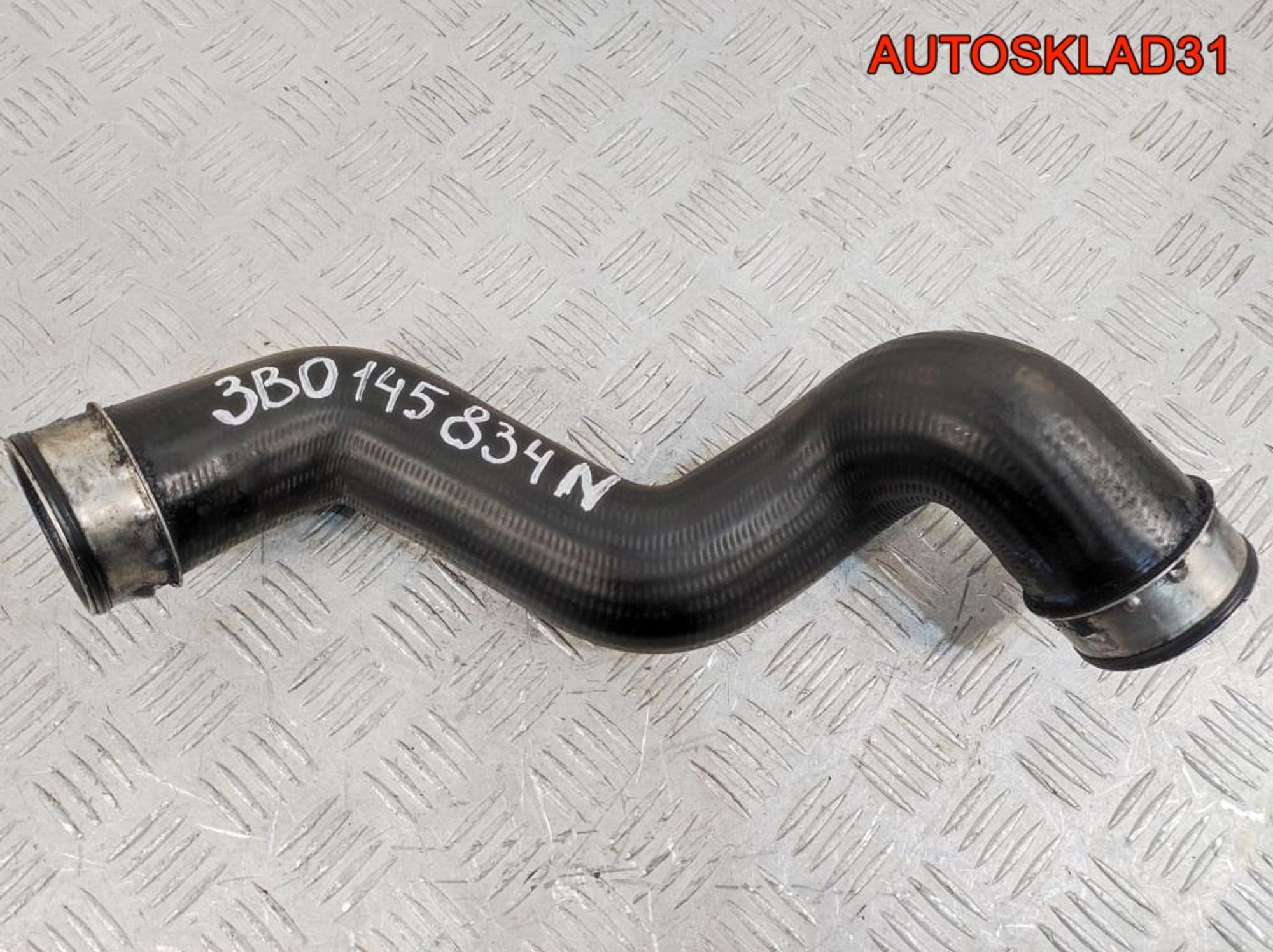 Патрубок интеркулера VW Passat B5 1,9 Дизель 3B0145834N, 1500 рублей, Дубовое