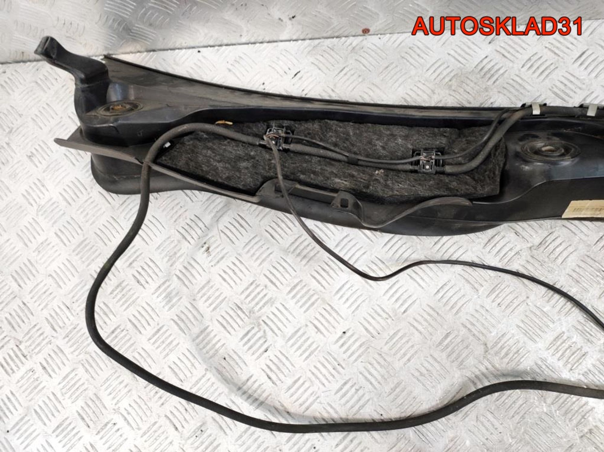 Решетка стеклоочистителя Mercedes GLK X204 A2048300313, 4500 рублей, Дубовое