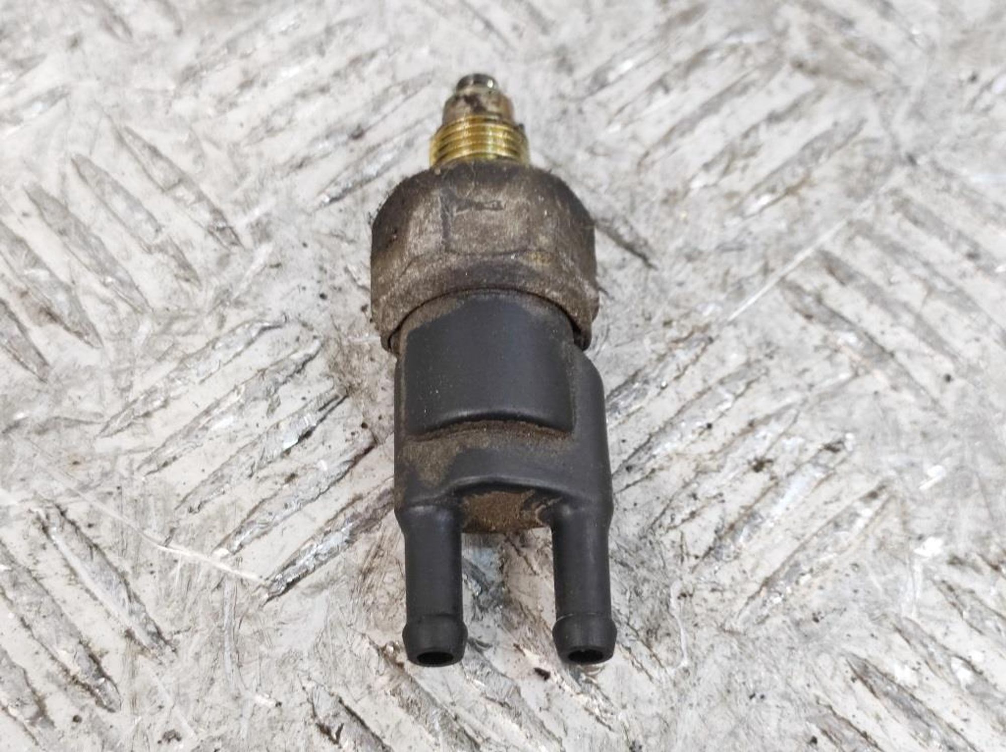 Датчик давления масла ГУР Nissan Almera N16 1,8 QG18 49762AA000, 1000 рублей, Дубовое