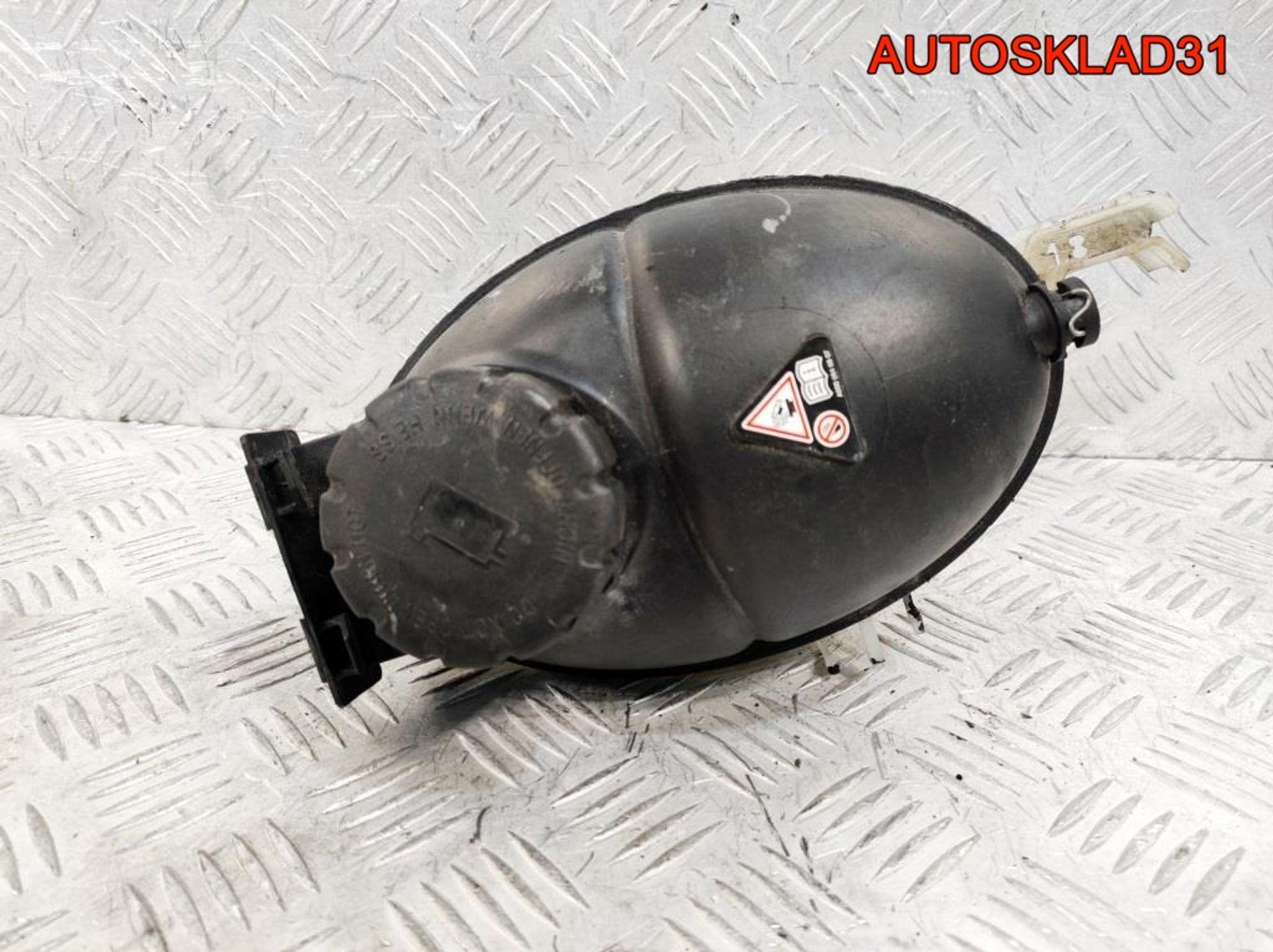 Бачок расширительный Mercedes GLK X204 A2045000549, 2000 рублей, Дубовое