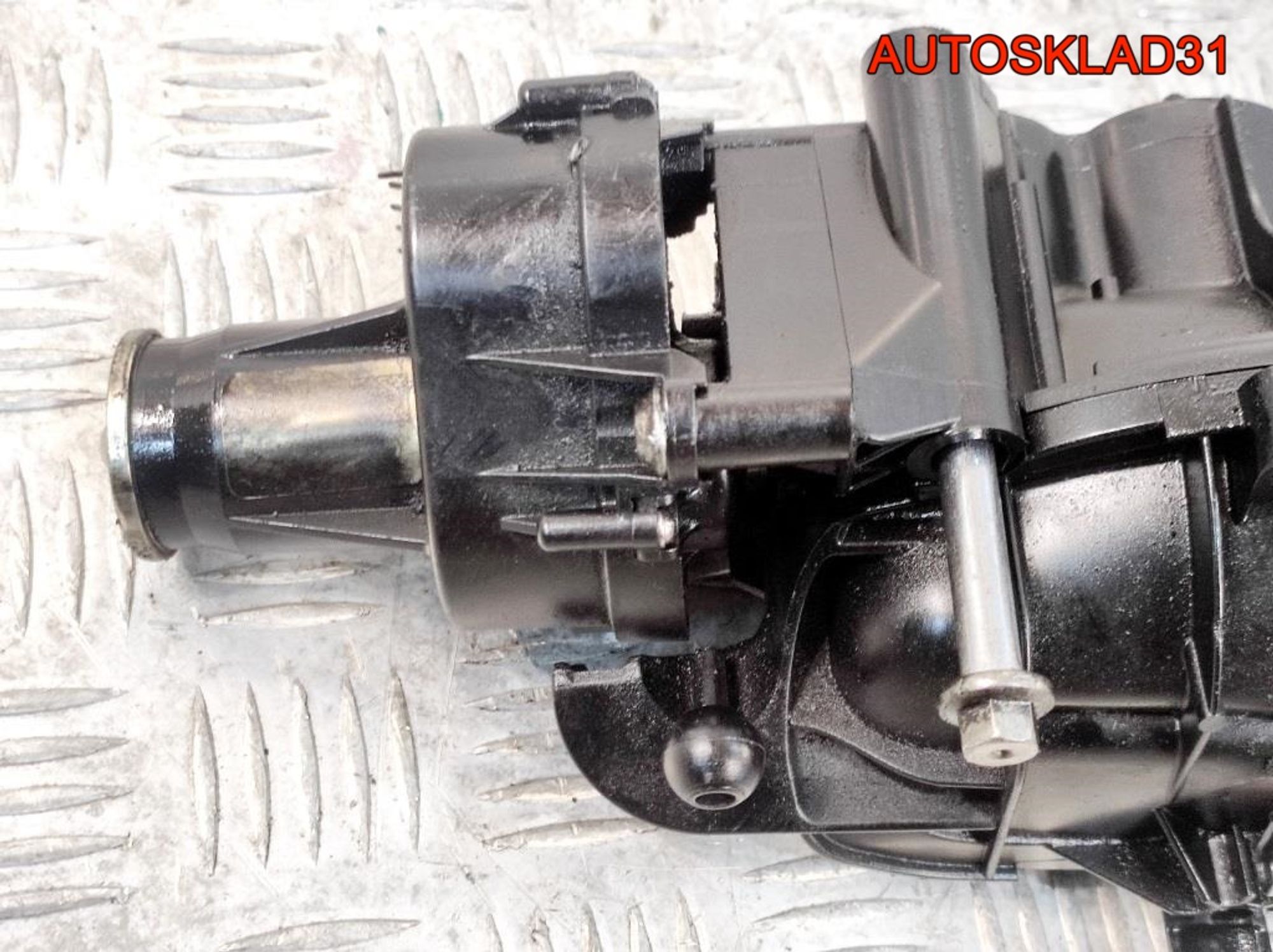 Коллектор впускной BMW E90 2.0 N47D20A 11617810178, 12000 рублей, Дубовое