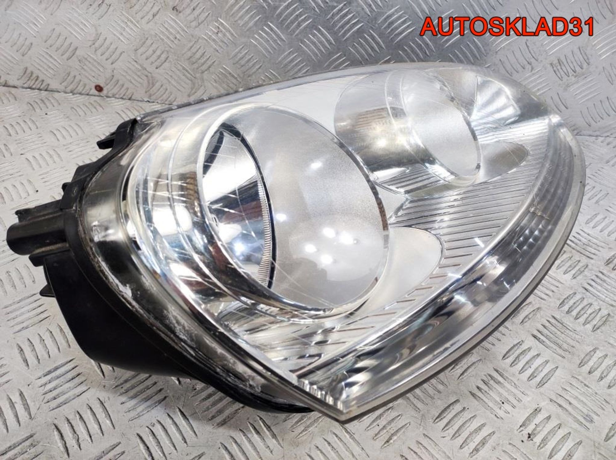 Фара правая Volkswagen Golf Mk5 1K6941006P, 5400 рублей, Дубовое