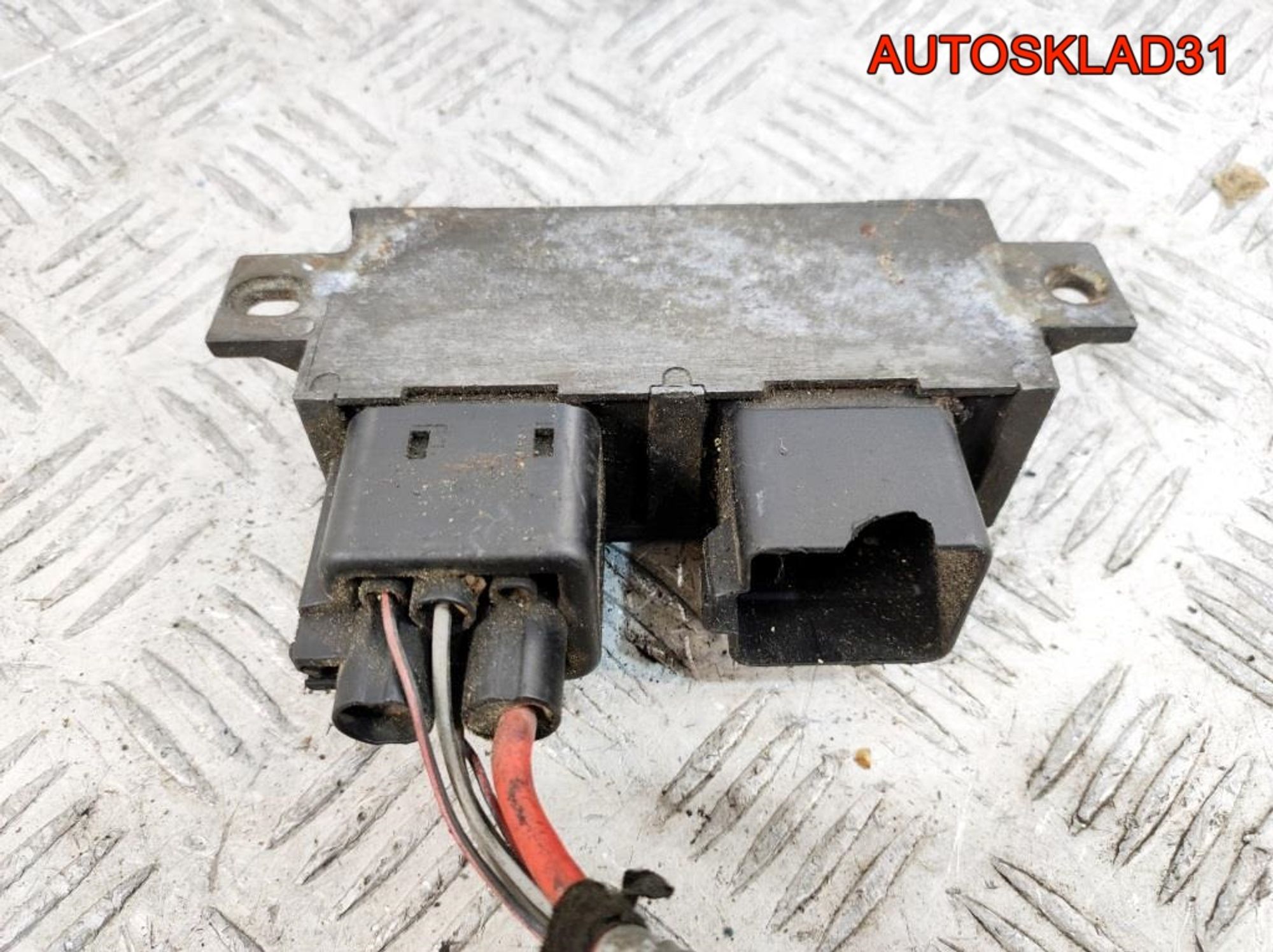 Реле накала свечей Opel Signum 3,0 Дизель 24451765, 2000 рублей, Дубовое