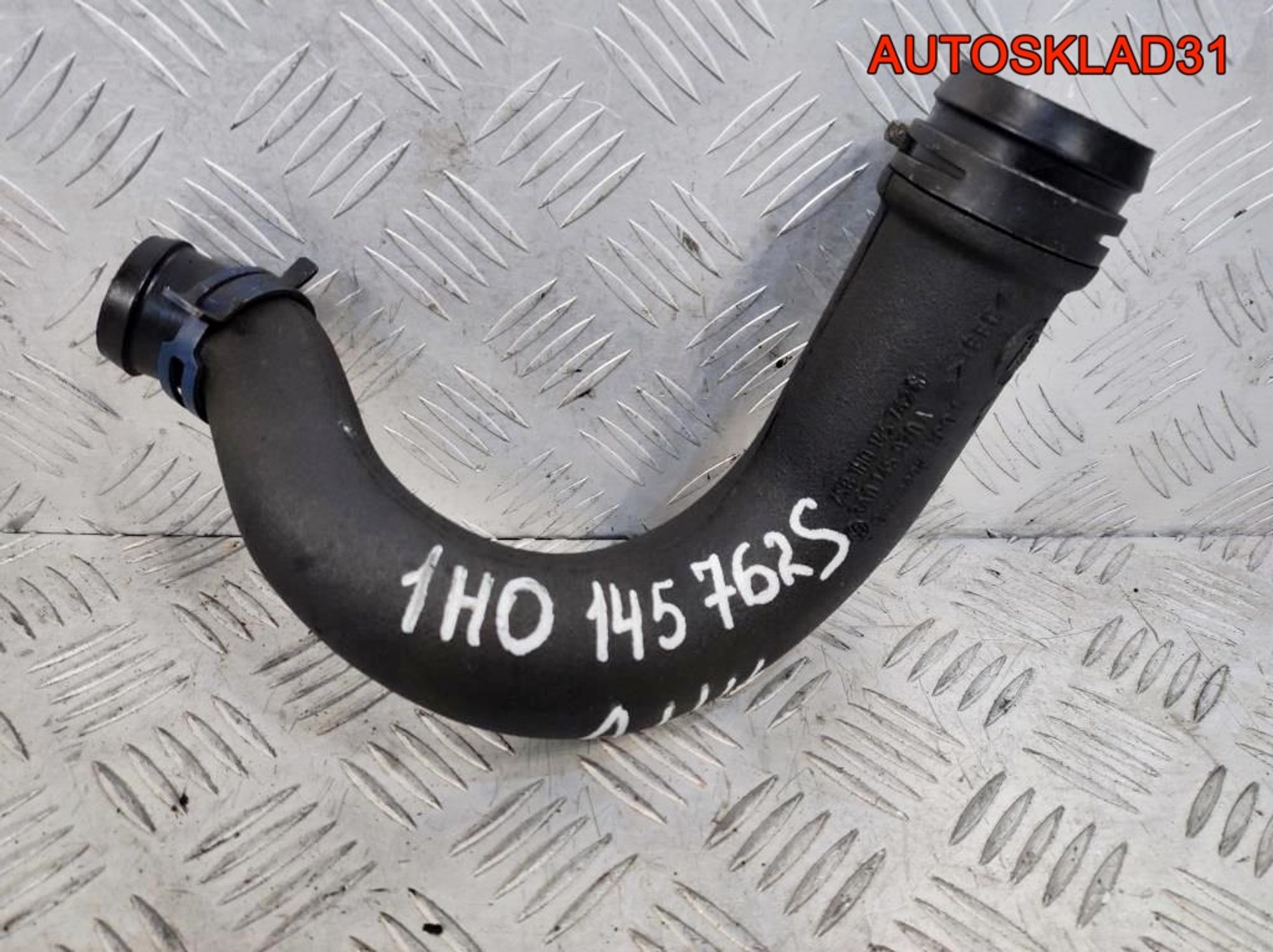 Патрубок интеркулера VW Golf 3 1,9 AHU 3A0145970A, 900 рублей, Дубовое