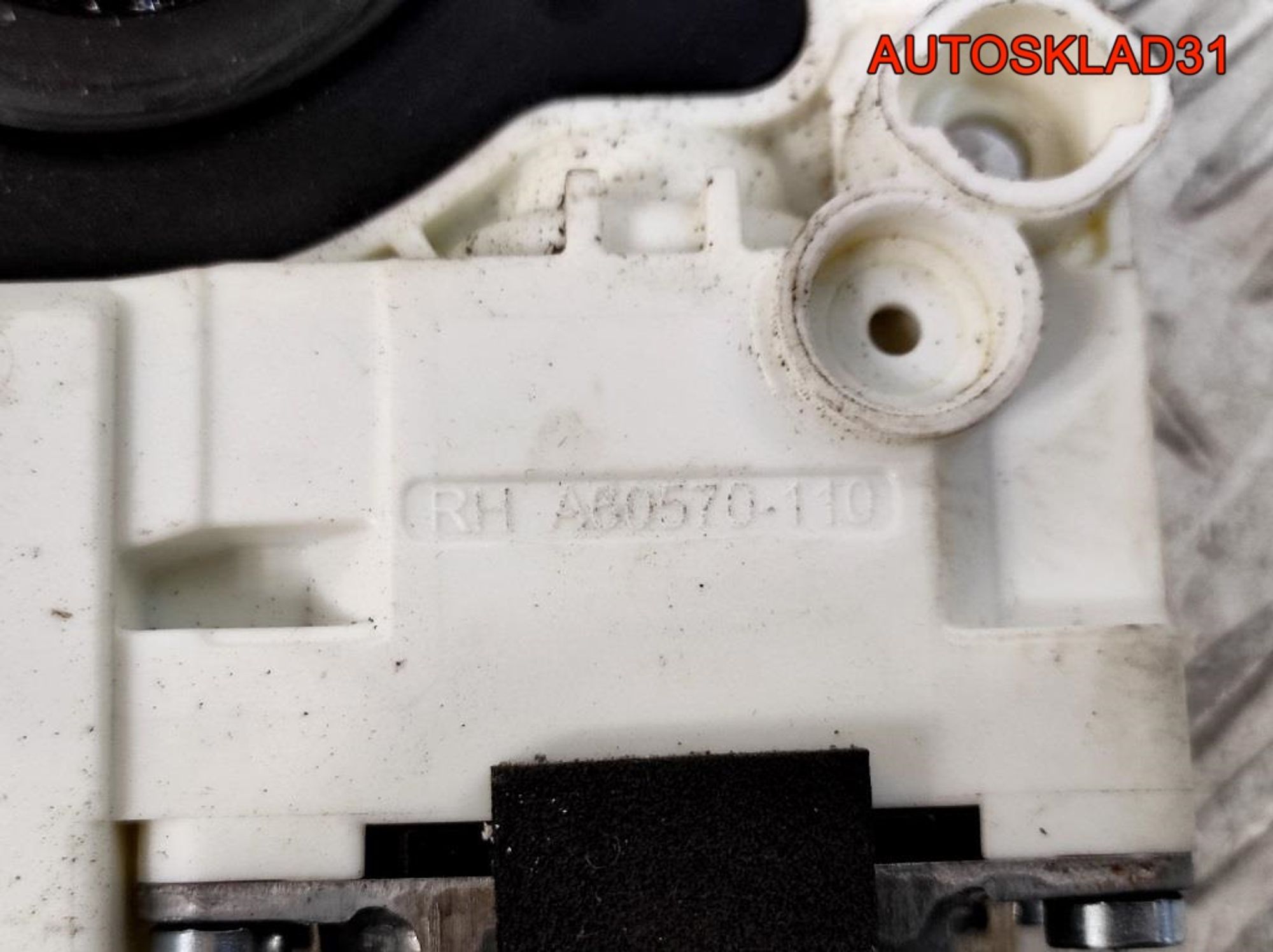 Моторчик стеклоподъемника задний R Audi A6 C7 8K0959811A, 1000 рублей, Дубовое