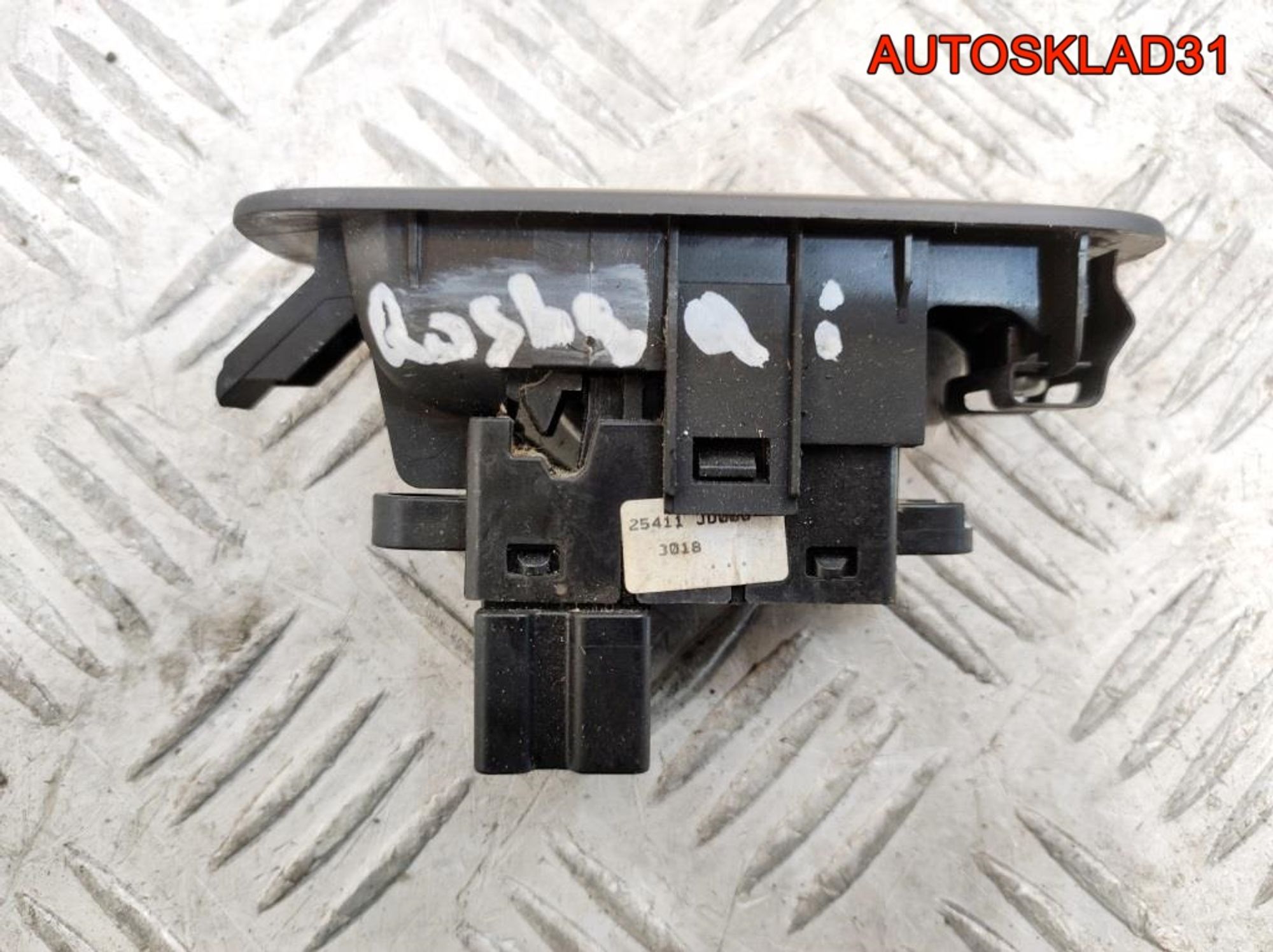 Кнопка стеклоподъемника Nissan Qashqai 25411JD000, 600 рублей, Дубовое