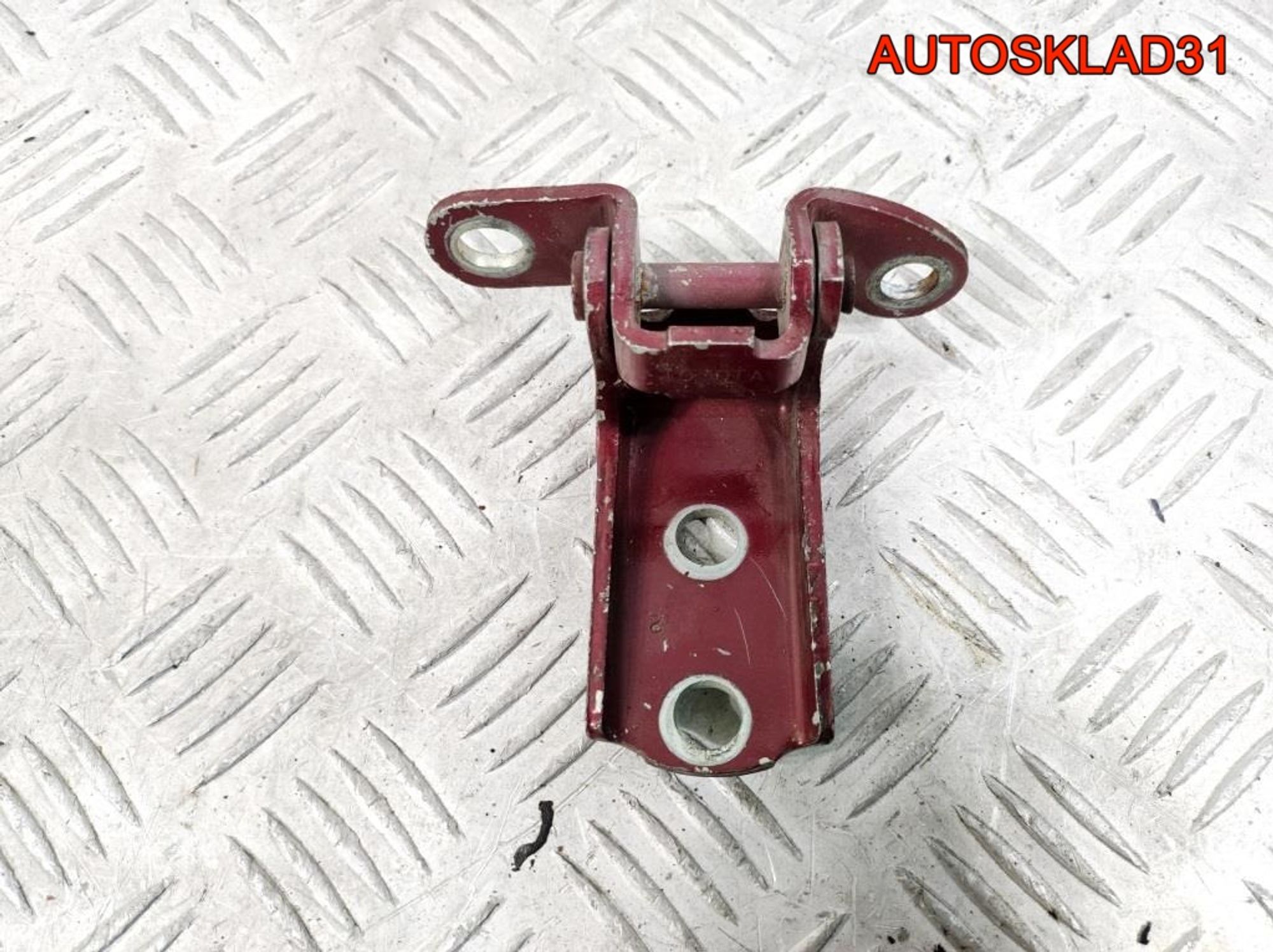 Петля двери задней левой нижняя Toyota Avensis 2, 500 рублей, Дубовое