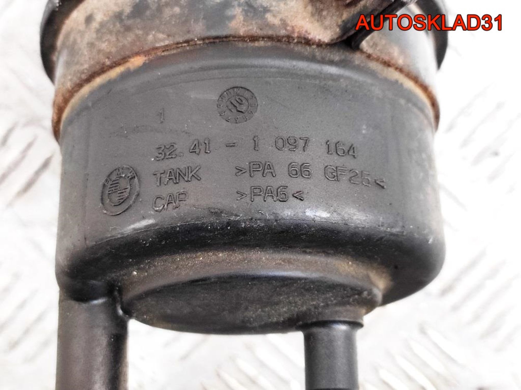 Бачок гидроусилителя BMW  E90 2.0 N47D20A 32411097164, 600 рублей, Дубовое