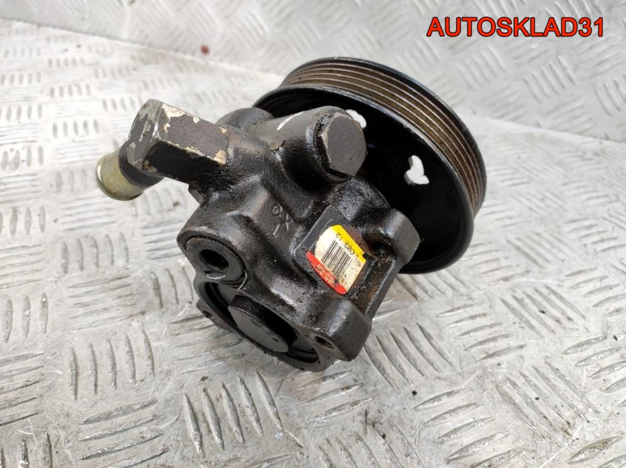 Насос ГУР Ford Fiesta Mk4 1.3 Бензин 96MF3A733AE, 1800 рублей, Дубовое