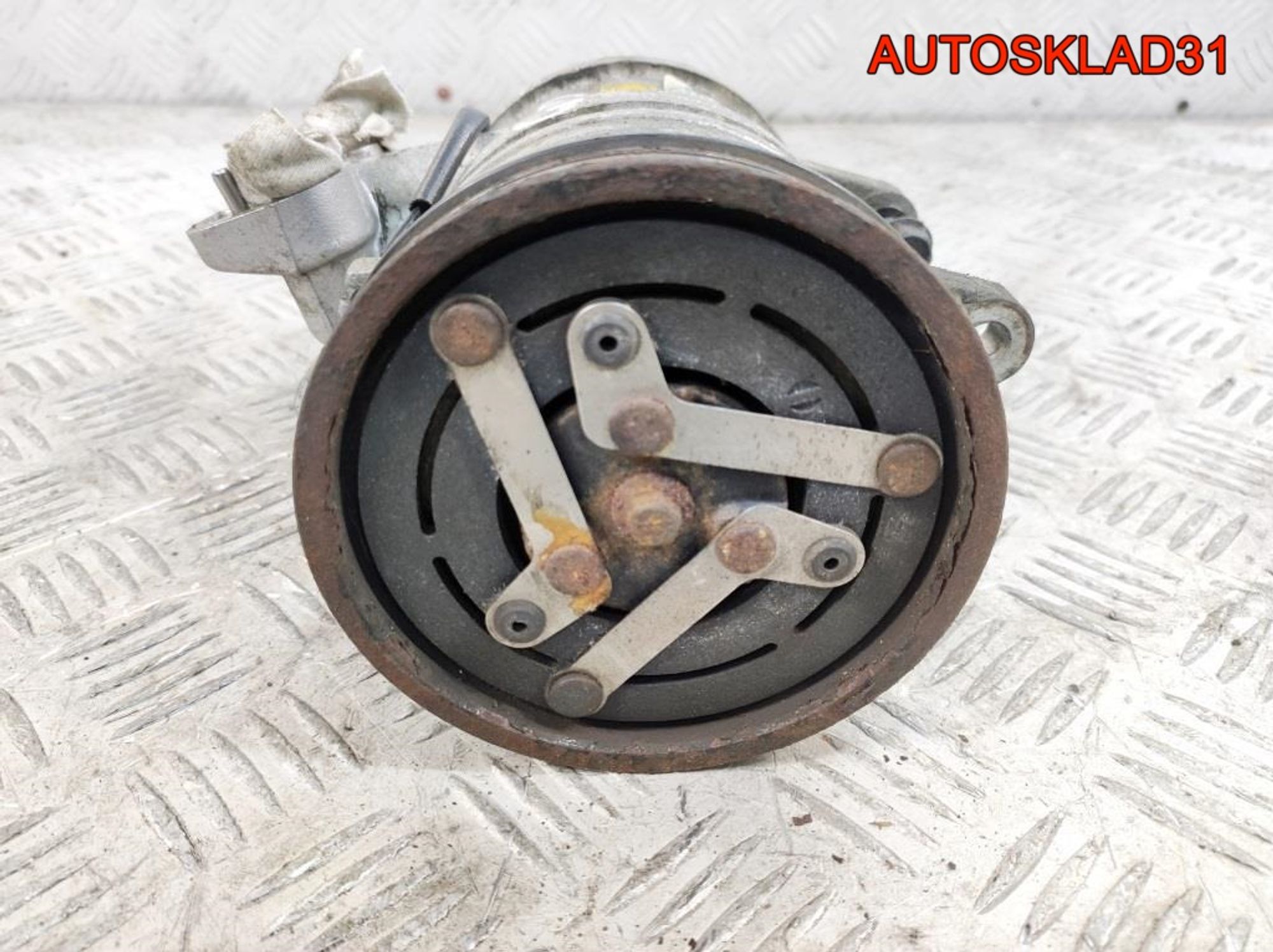 Компрессор кондиционера Hyundai Getz 1,1 G4HD 977011CXXX, 6000 рублей, Дубовое