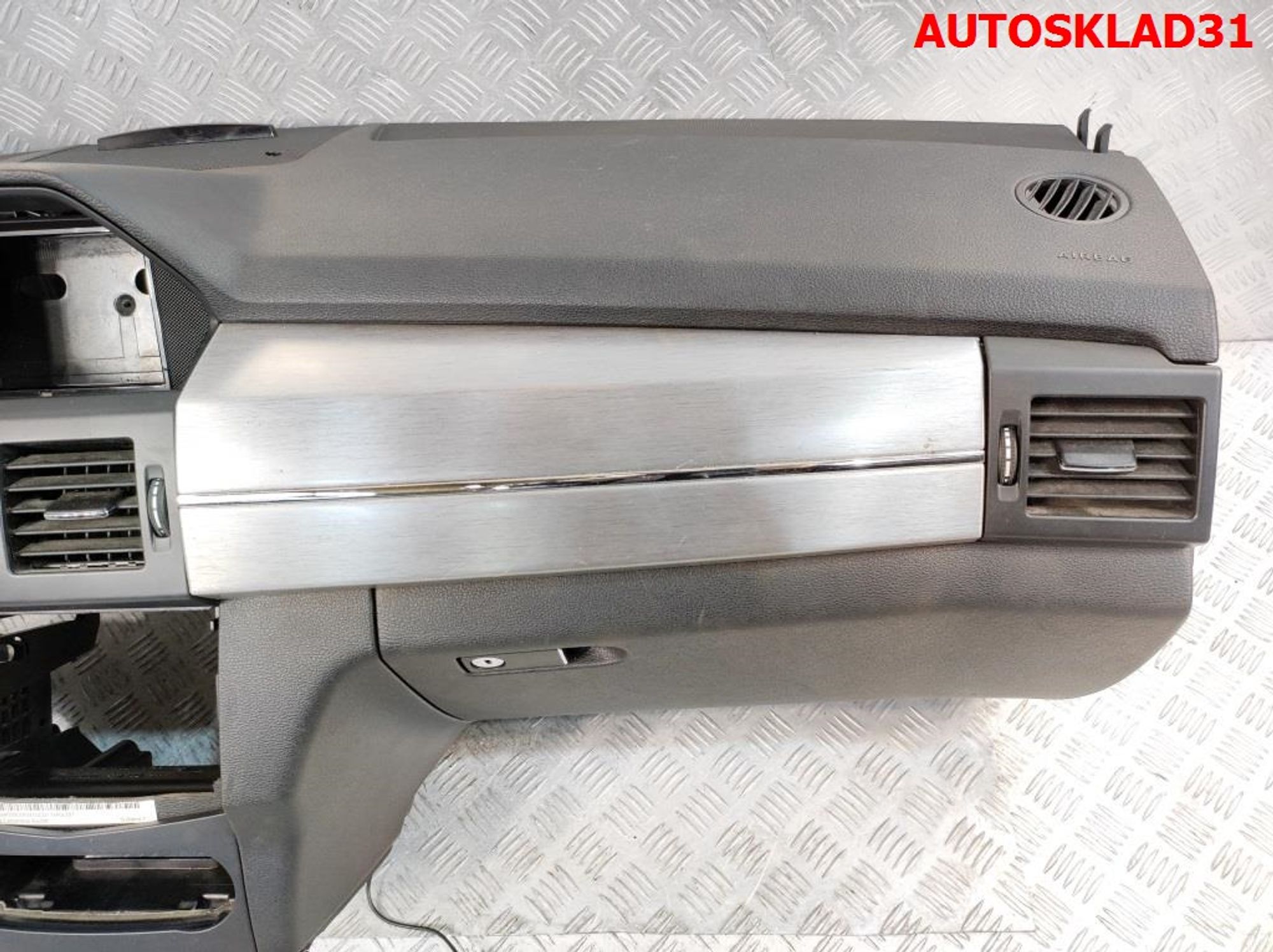 Торпедо Голое Mercedes GLK X204 A20468049879, 27000 рублей, Дубовое