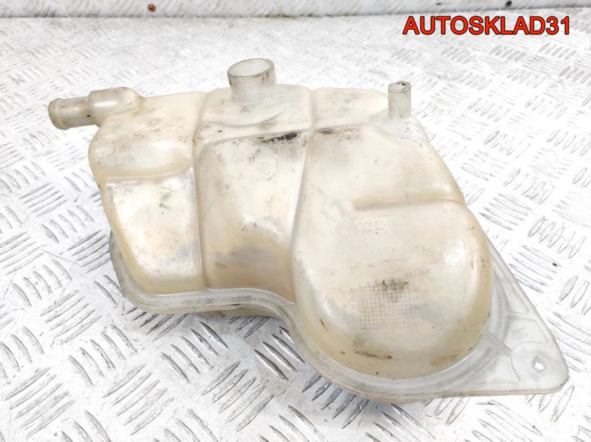 Бачок расширительный Audi A4 B5 8D0121407, 1200 рублей, Дубовое