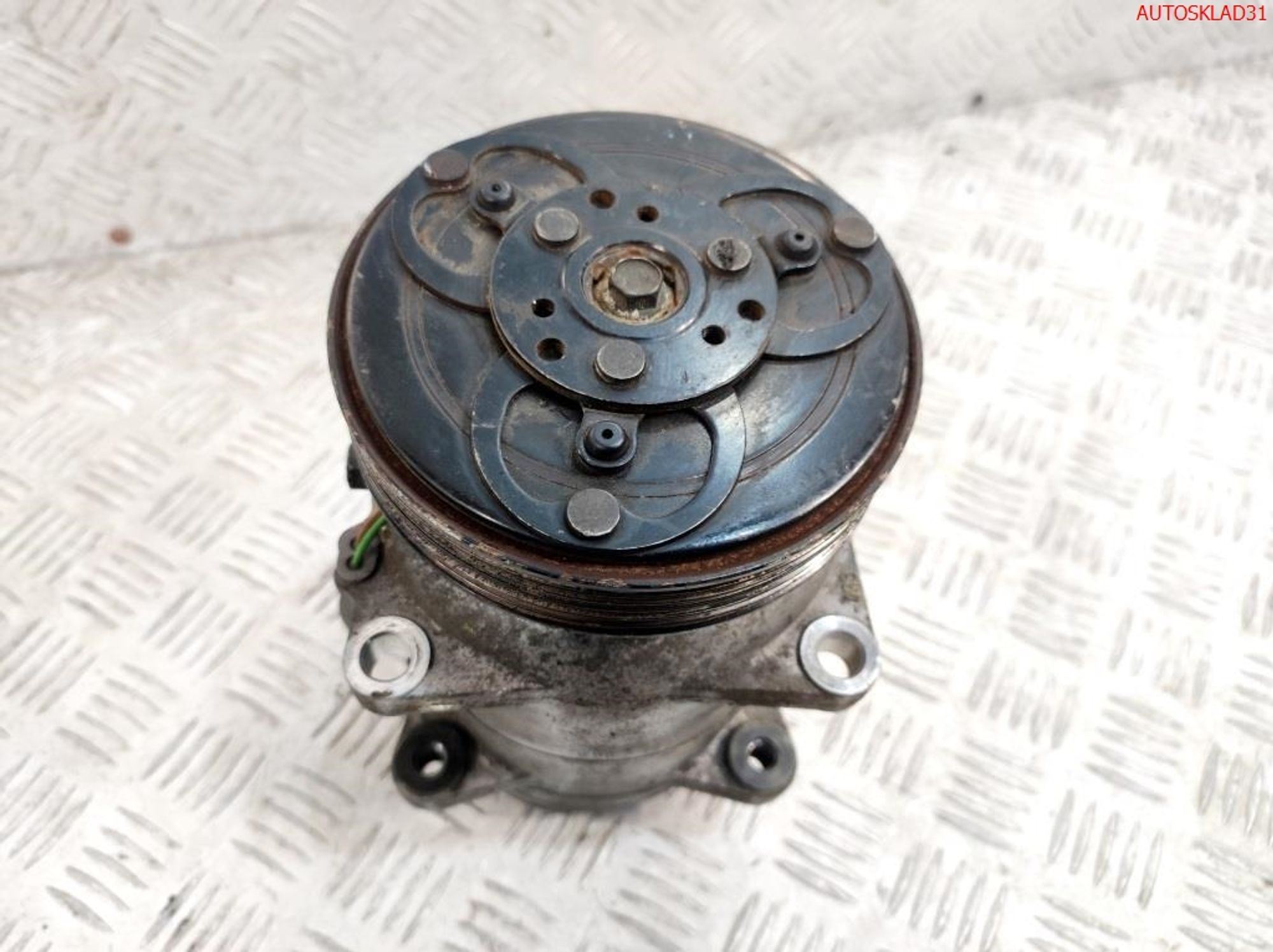 Компрессор кондиционера VW Golf 4 1J0820803B, 5900 рублей, Дубовое