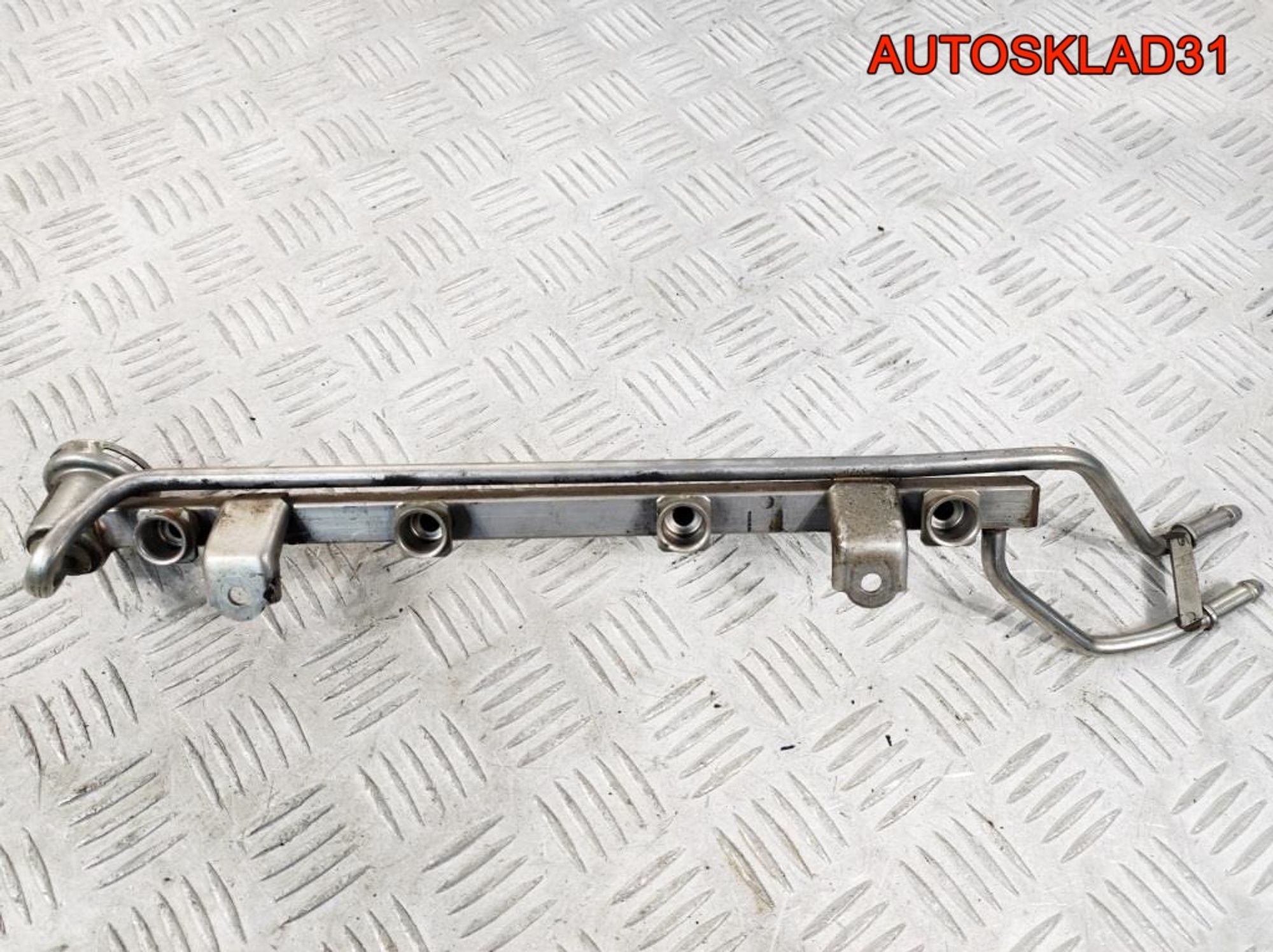 Рейка топливная VW Golf 4 1,8 AGN 06A133317B, 900 рублей, Дубовое