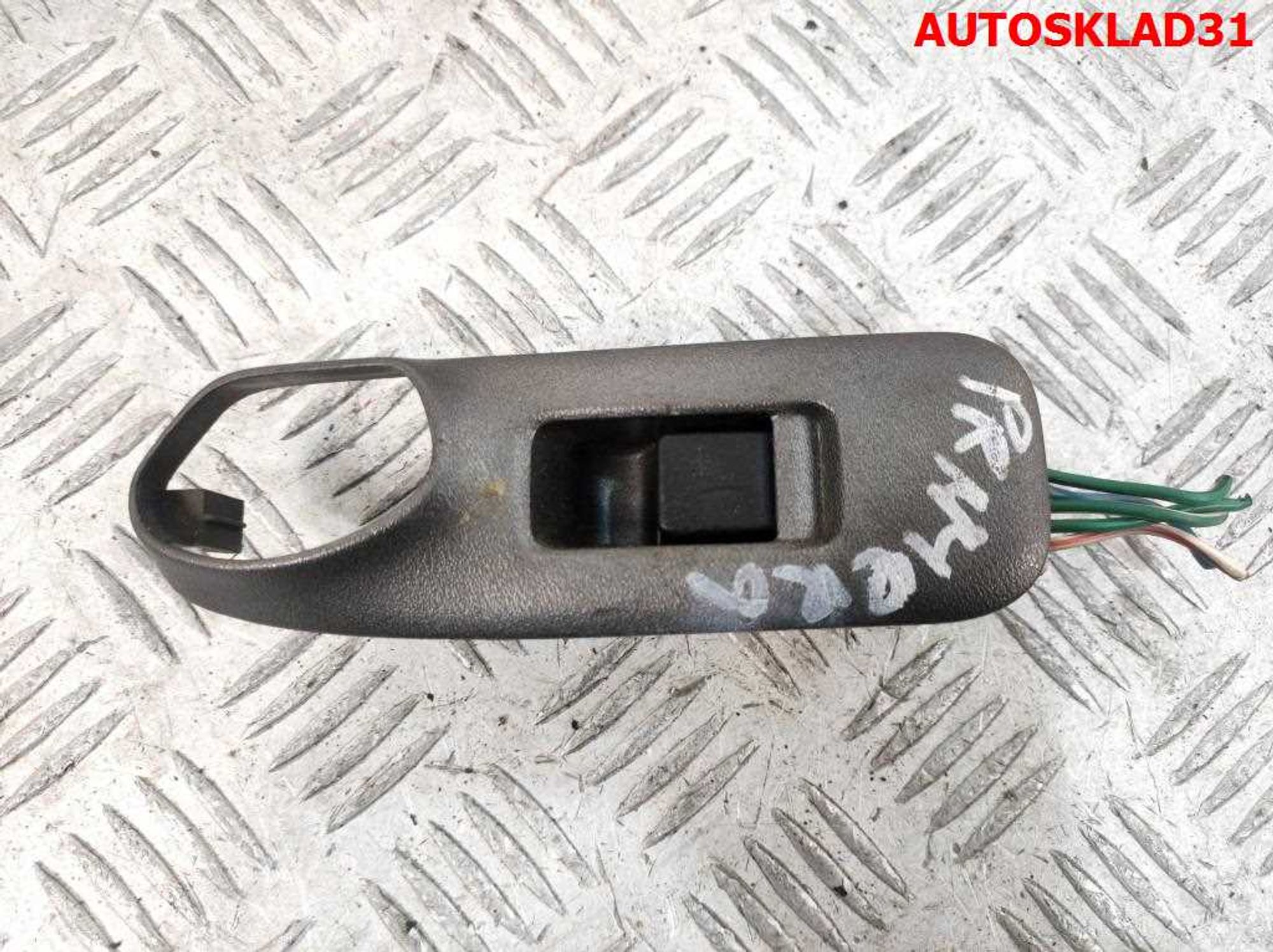 Кнопка стеклоподъемника задняя левая Nissan Primera P11 809613F000, 600 рублей, Дубовое