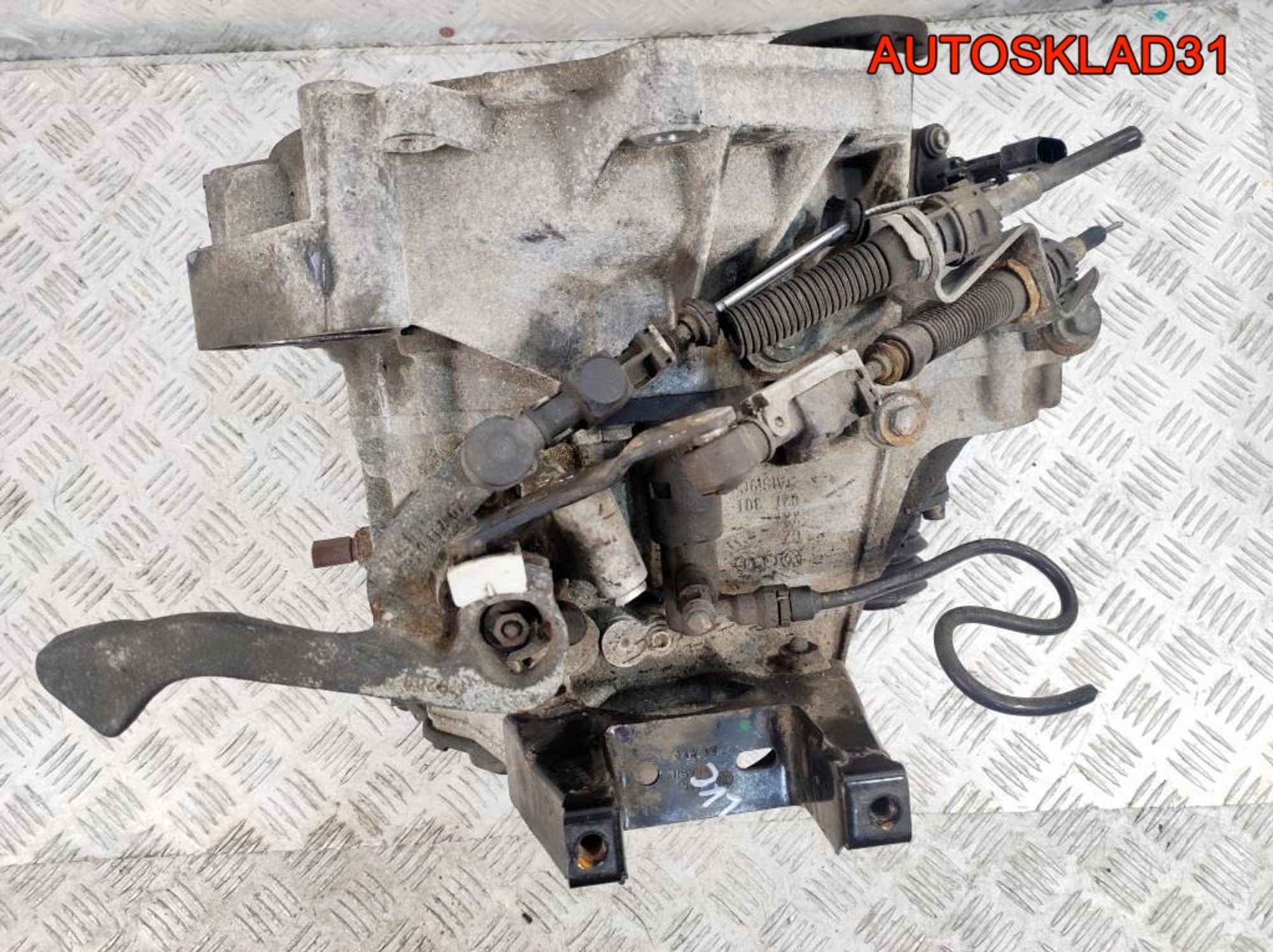 МКПП LVC Skoda Fabia 2 1,2 CHF 02T301103A, 30000 рублей, Дубовое