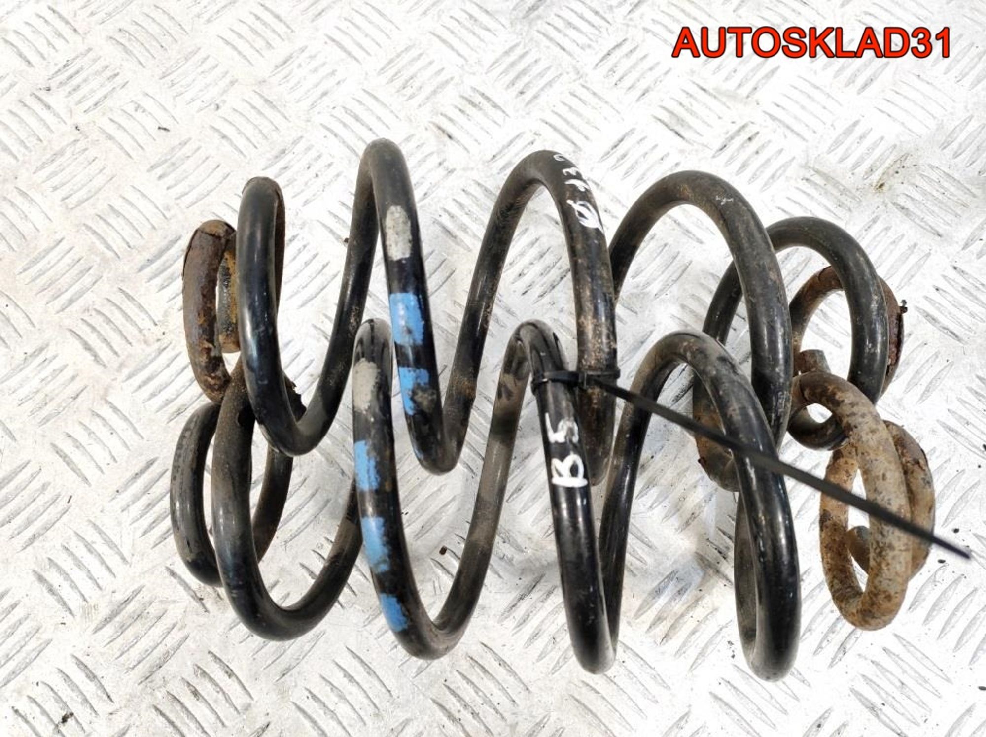 Пружина задняя Volkswagen Passat B5 3B0511115D, 1800 рублей, Дубовое